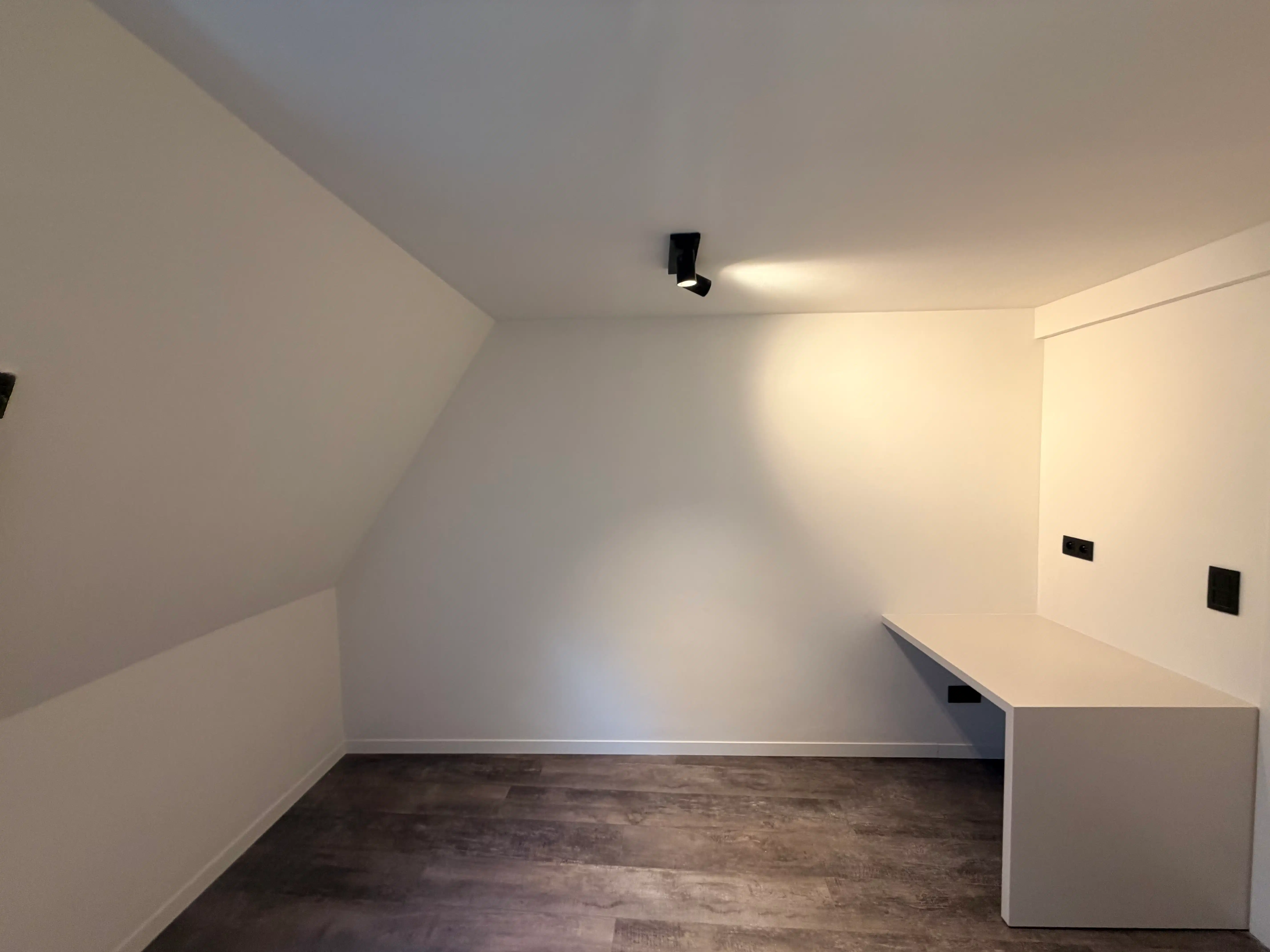 --- NIEUW --- Ideale cohousing woning: volledig gerenoveerde 2-slaapkamerwoning met elk een eigen douche in centrum Gent! foto 9