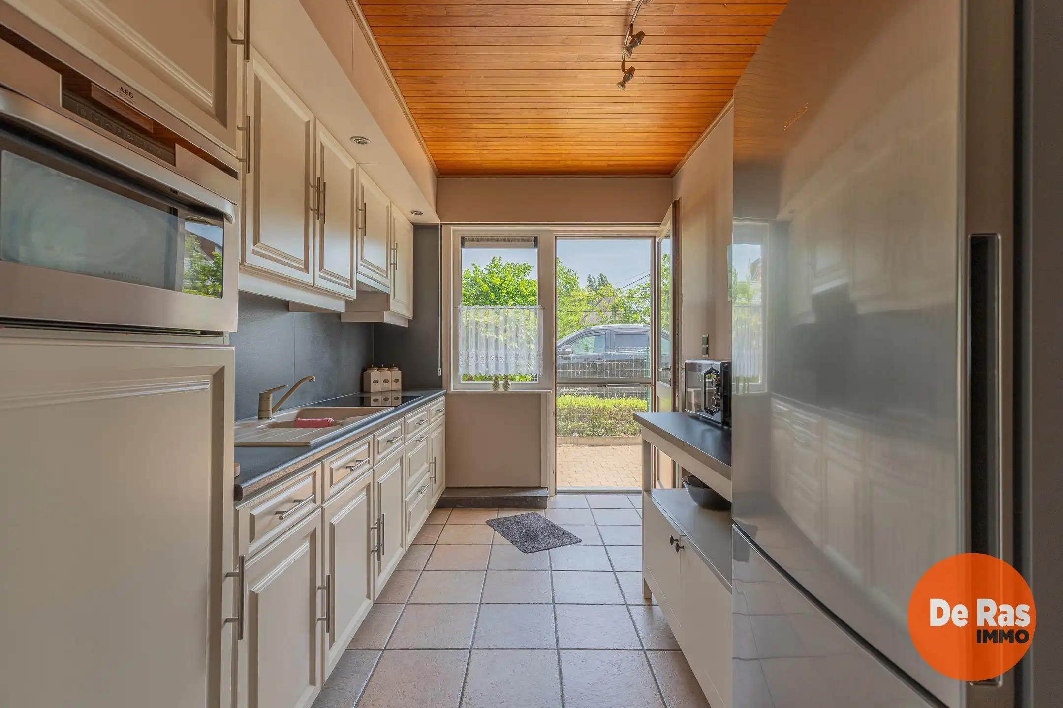 PAPEGEM -Charmante, goed verzorgde woning met prachtige tuin foto 7