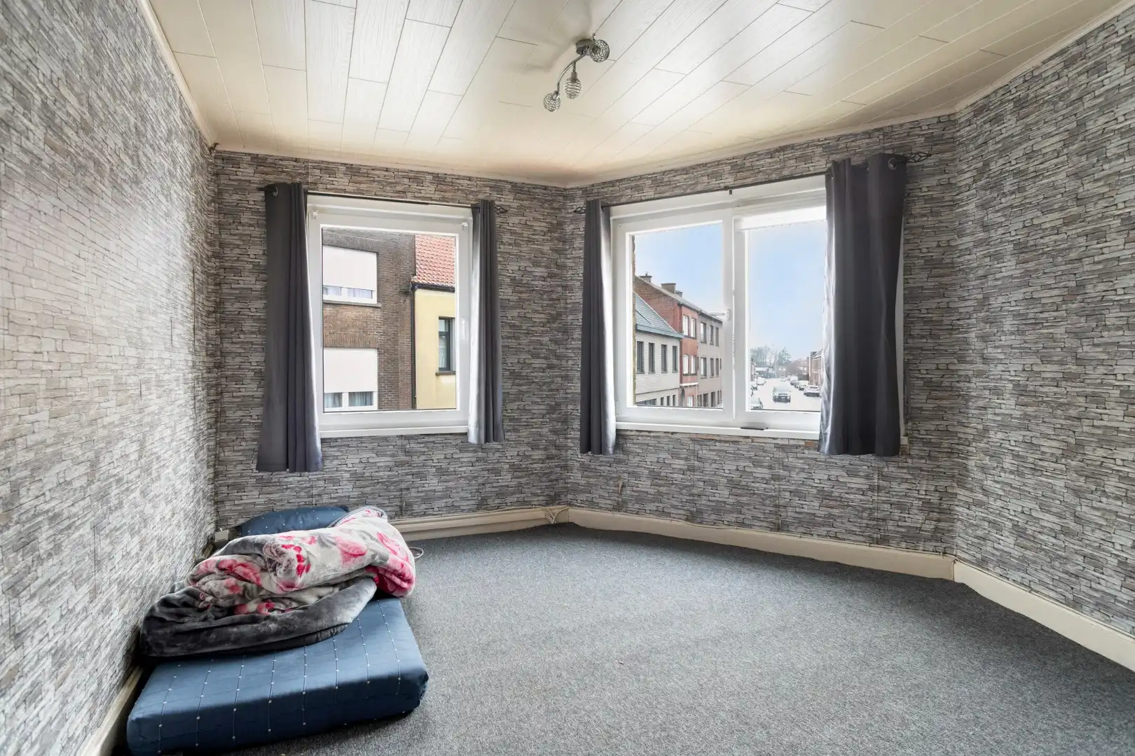 Handelshuis met woonst op centrale locatie, 5 slaapkamers foto 11