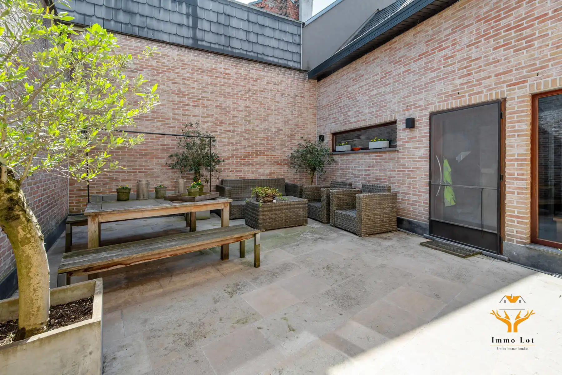 Zeer ruime woning in het centrum van Baasrode foto 10