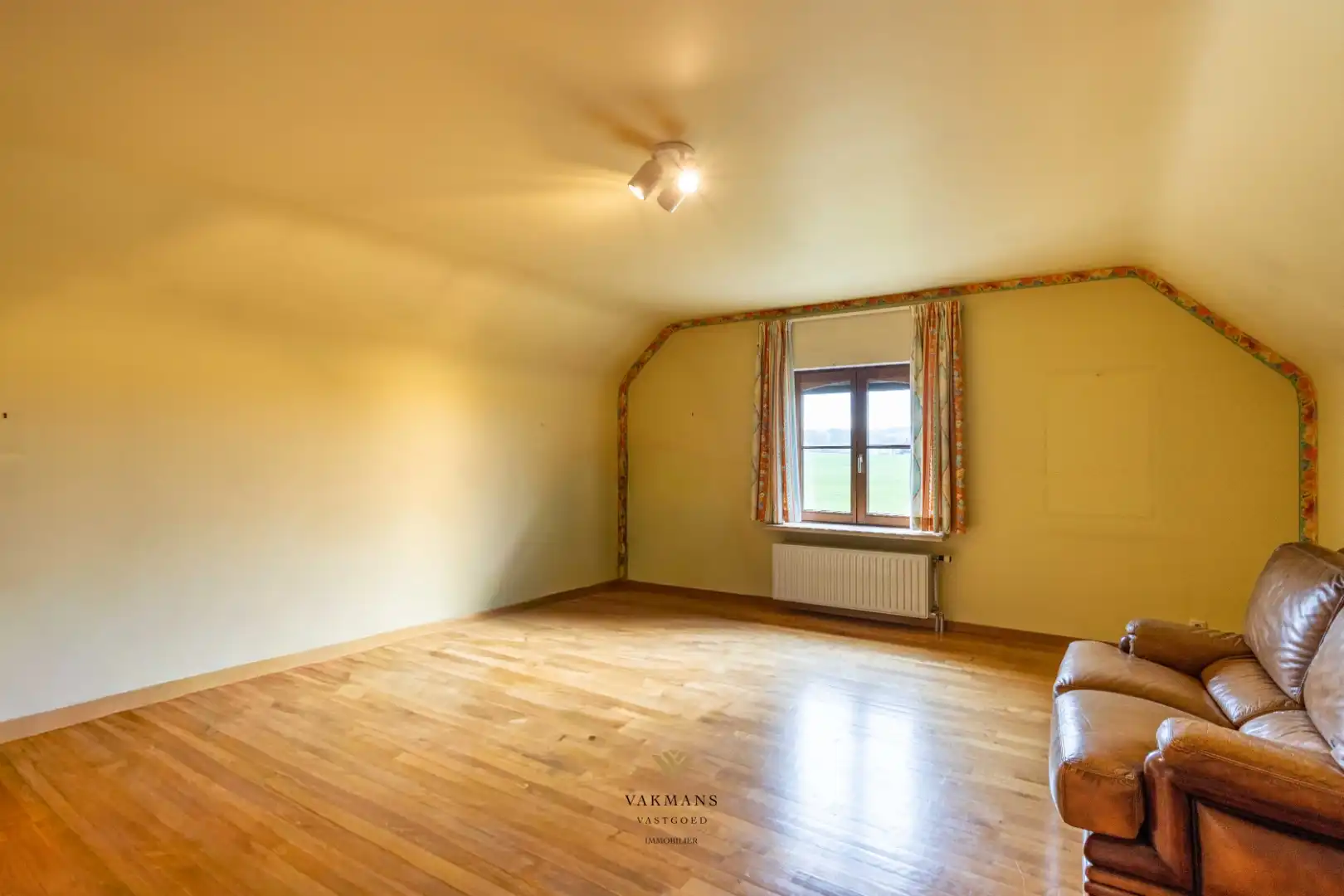 Elegante villa op 5000 m² op een gegeerde locatie foto 16