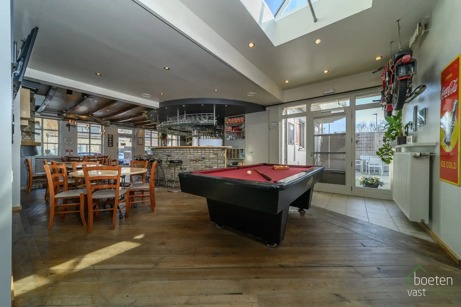 BEVEREN AAN DE IJZER: Verkoop van het alom gekende praat- en eetcafé 't Geheim Spoor in het schilderachtige Beveren aan de IJzer op 11a 50ca grondopp. foto 3