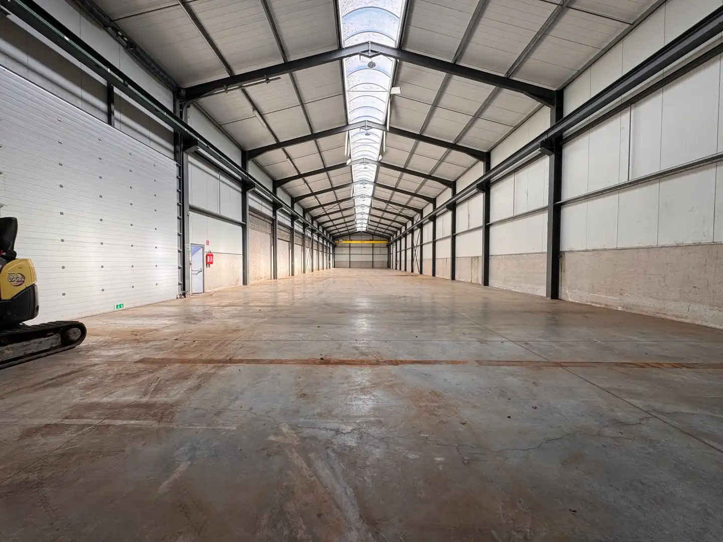 Magazijnruimte van 1.165 m² in Zwevezele foto 3