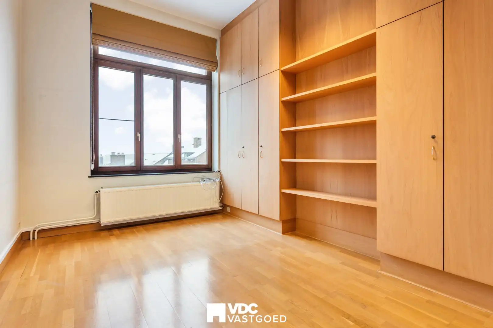 Uniek wonen & werken in hartje Tongeren – karakterpand met handelsgelijkvloers en ruim appartement foto 19