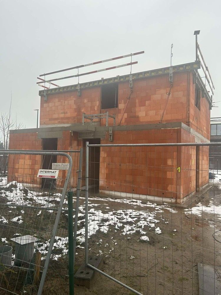 Energiezuinige nieuwbouwwoning met 3 slaapkamers en carport op een rustige locatie foto 3