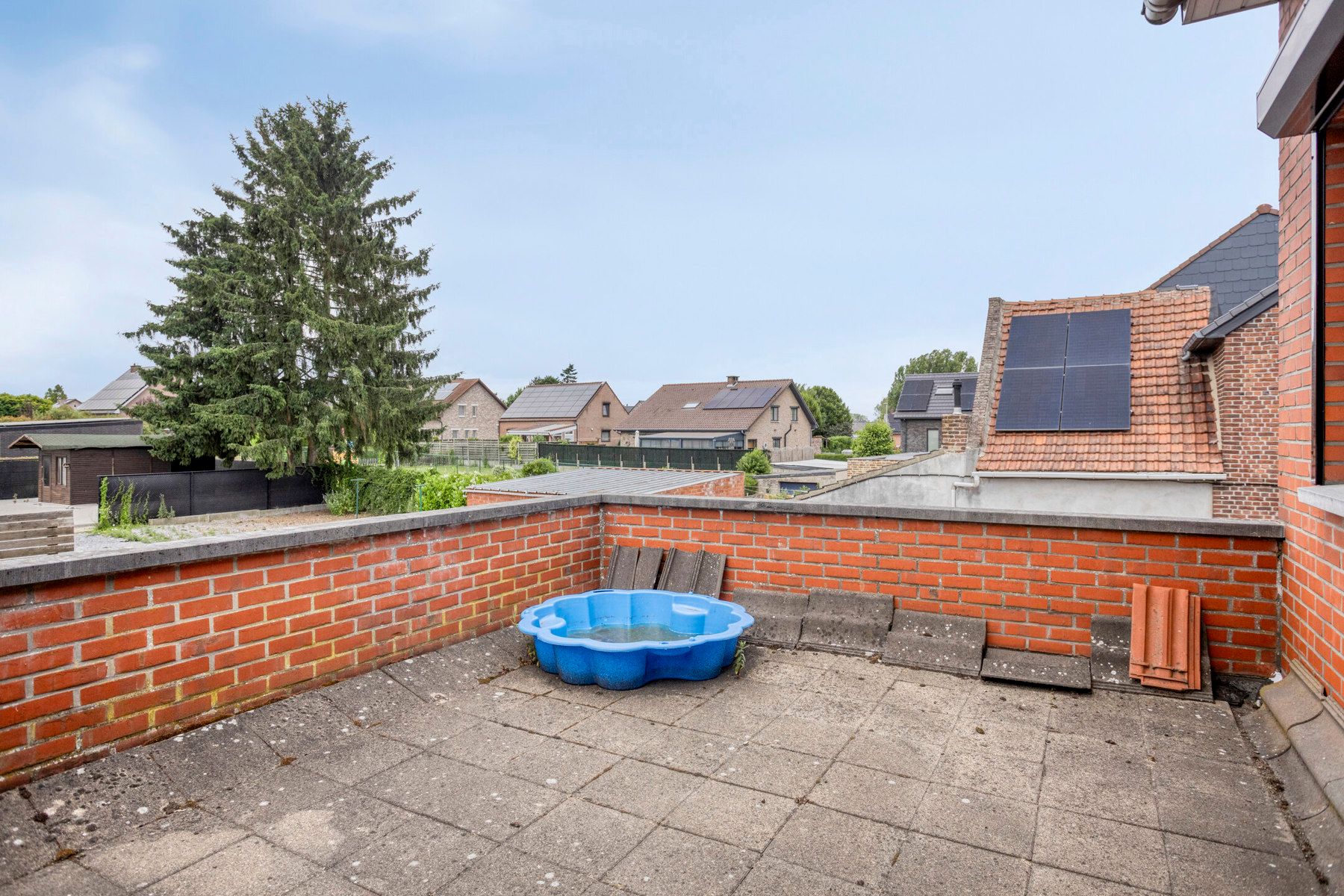 Ruime woning in Meeswijk foto 16