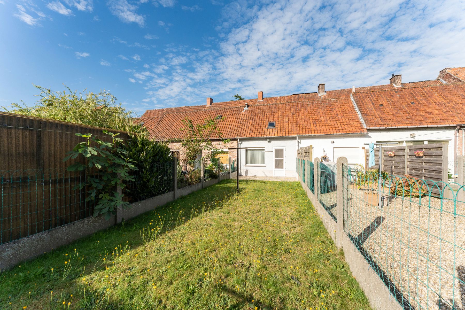 Centraal gelegen verzorgde rijwoning op 140 m² met stadstuin foto 16