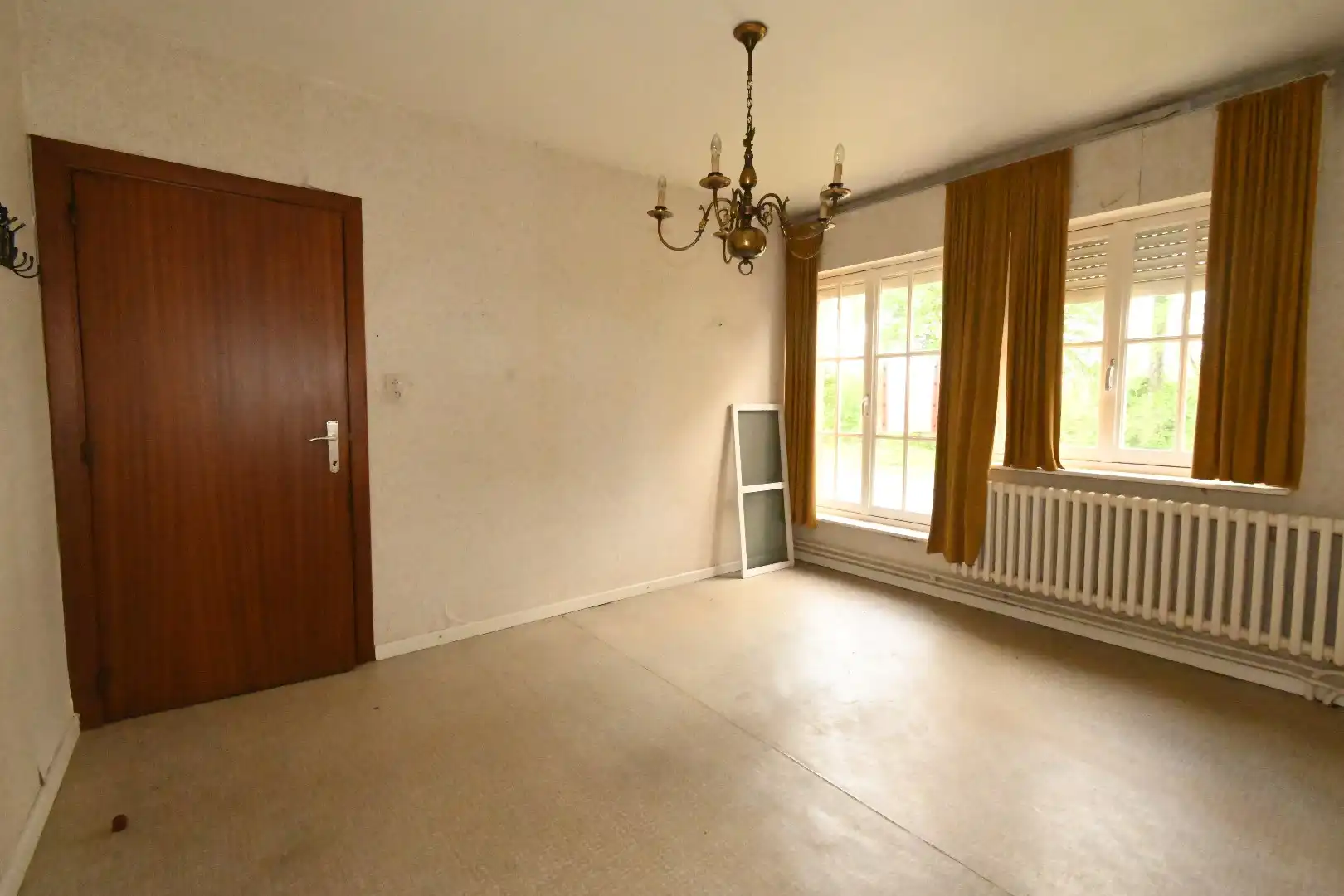 Alleenstaande woning met garage en tuin  foto 18