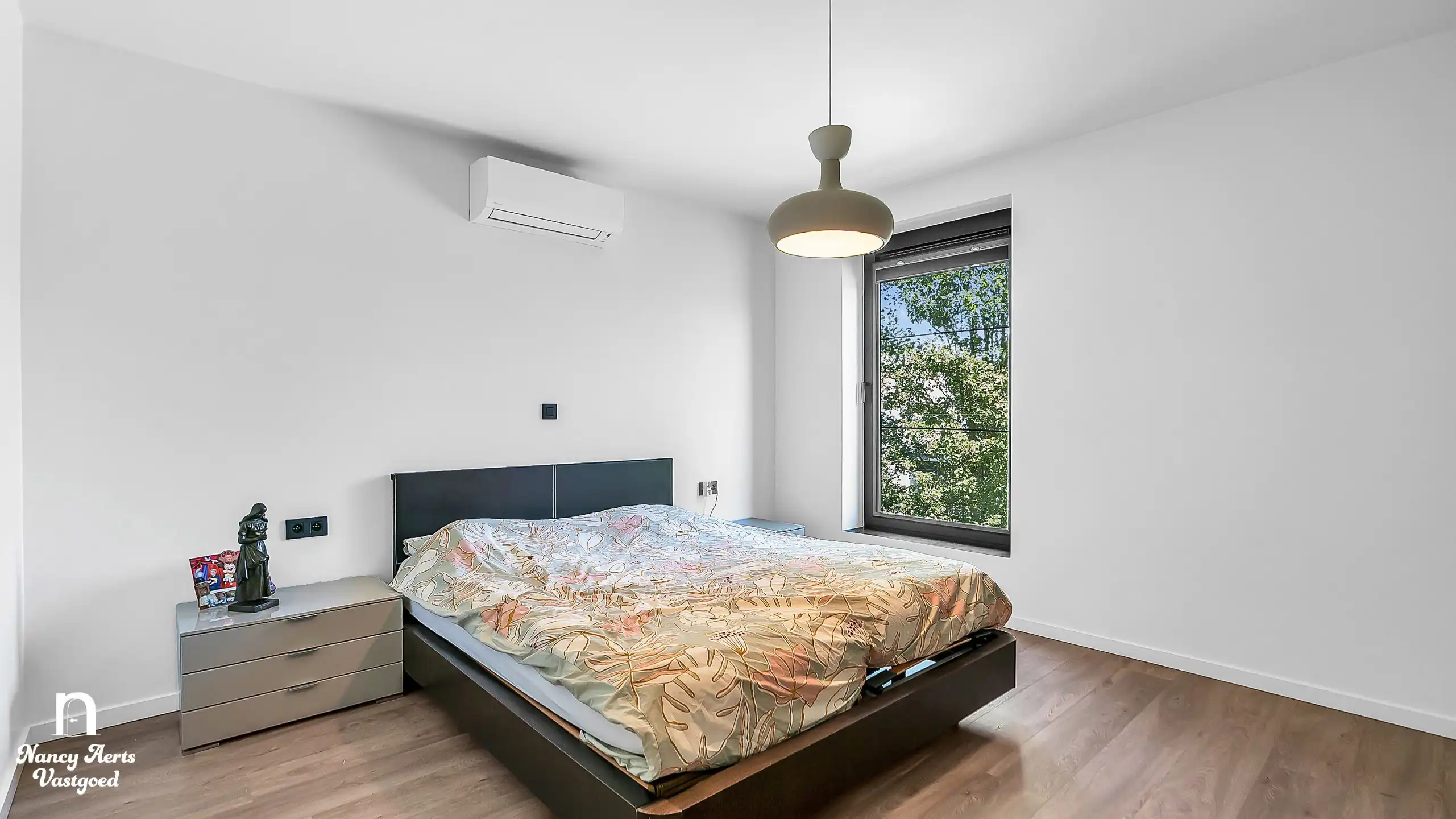 Luxueus appartement met terras en hoogwaardige afwerking foto 16