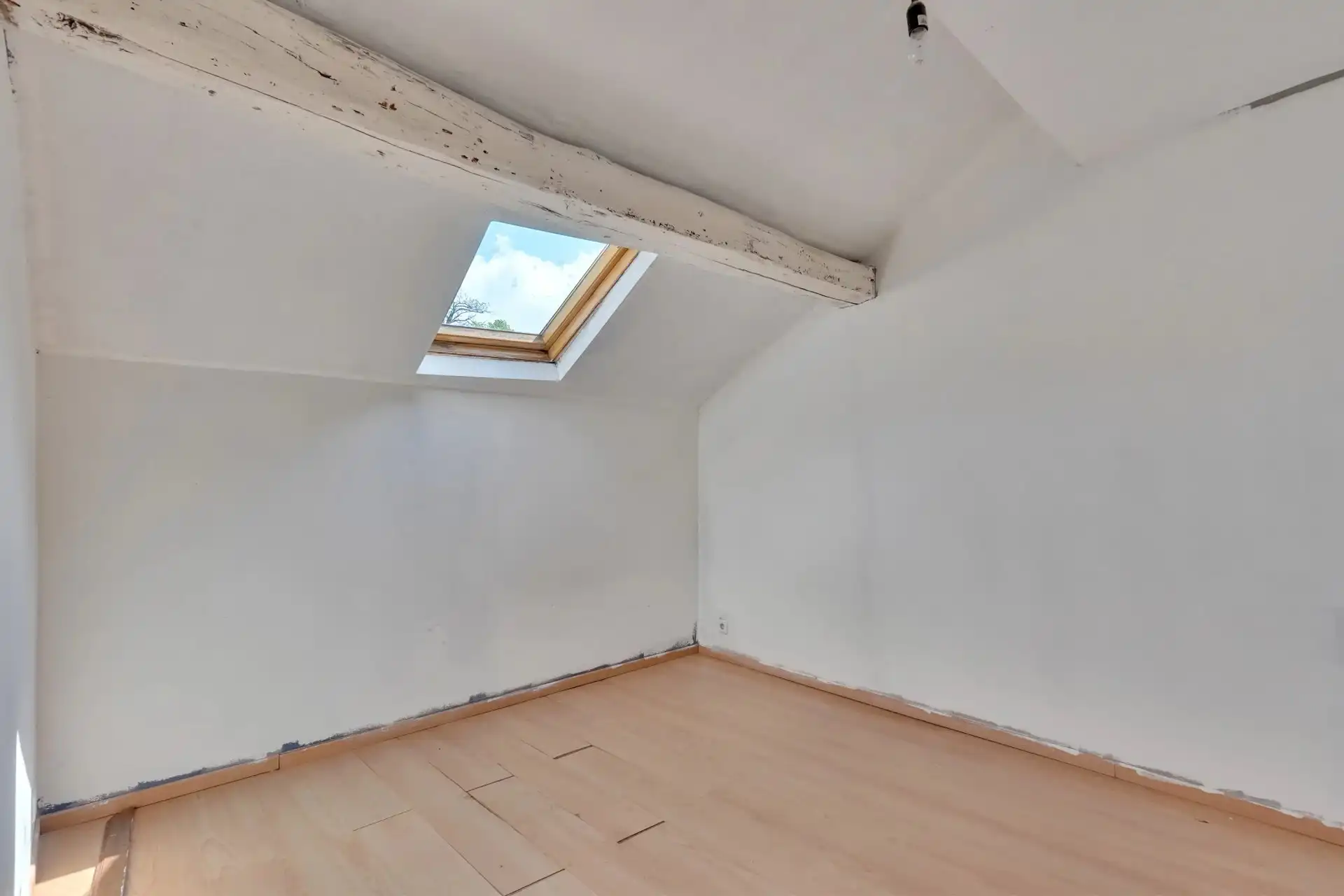 Authentiek herenhuis, klaar voor een renovatie. foto 19