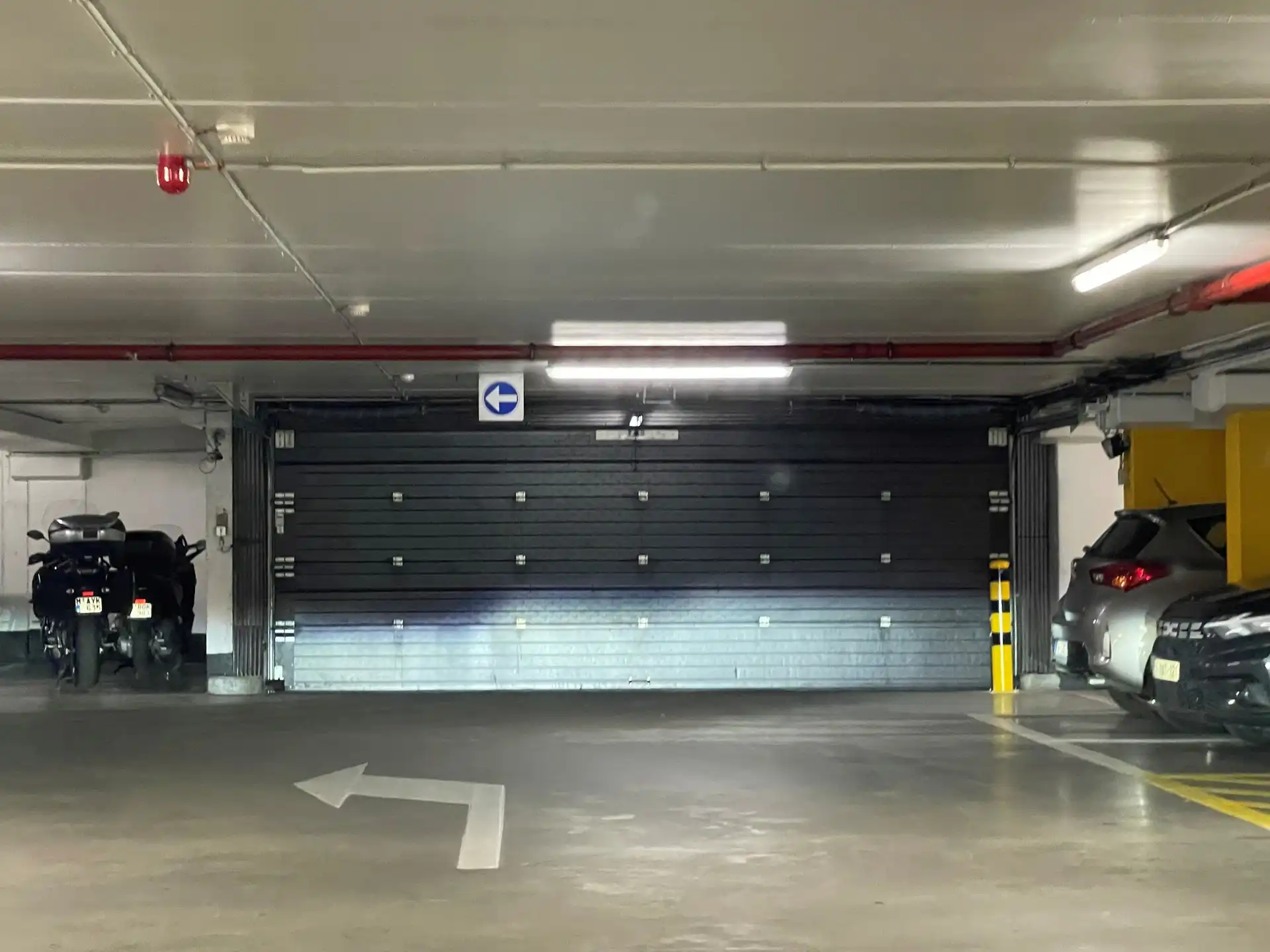 Parkeerplaats te koop foto 4