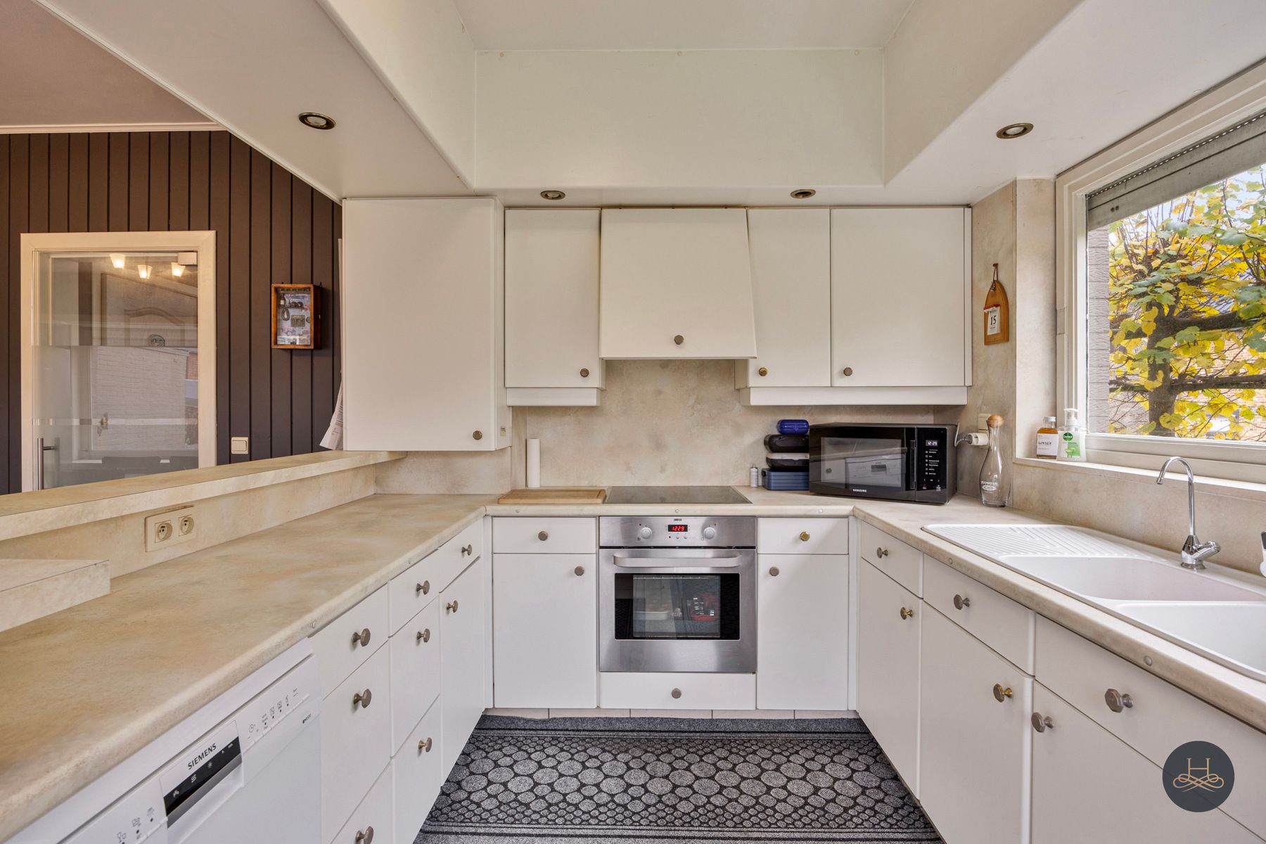 Karaktervolle, lichtrijke woning op uitstekende ligging foto 6
