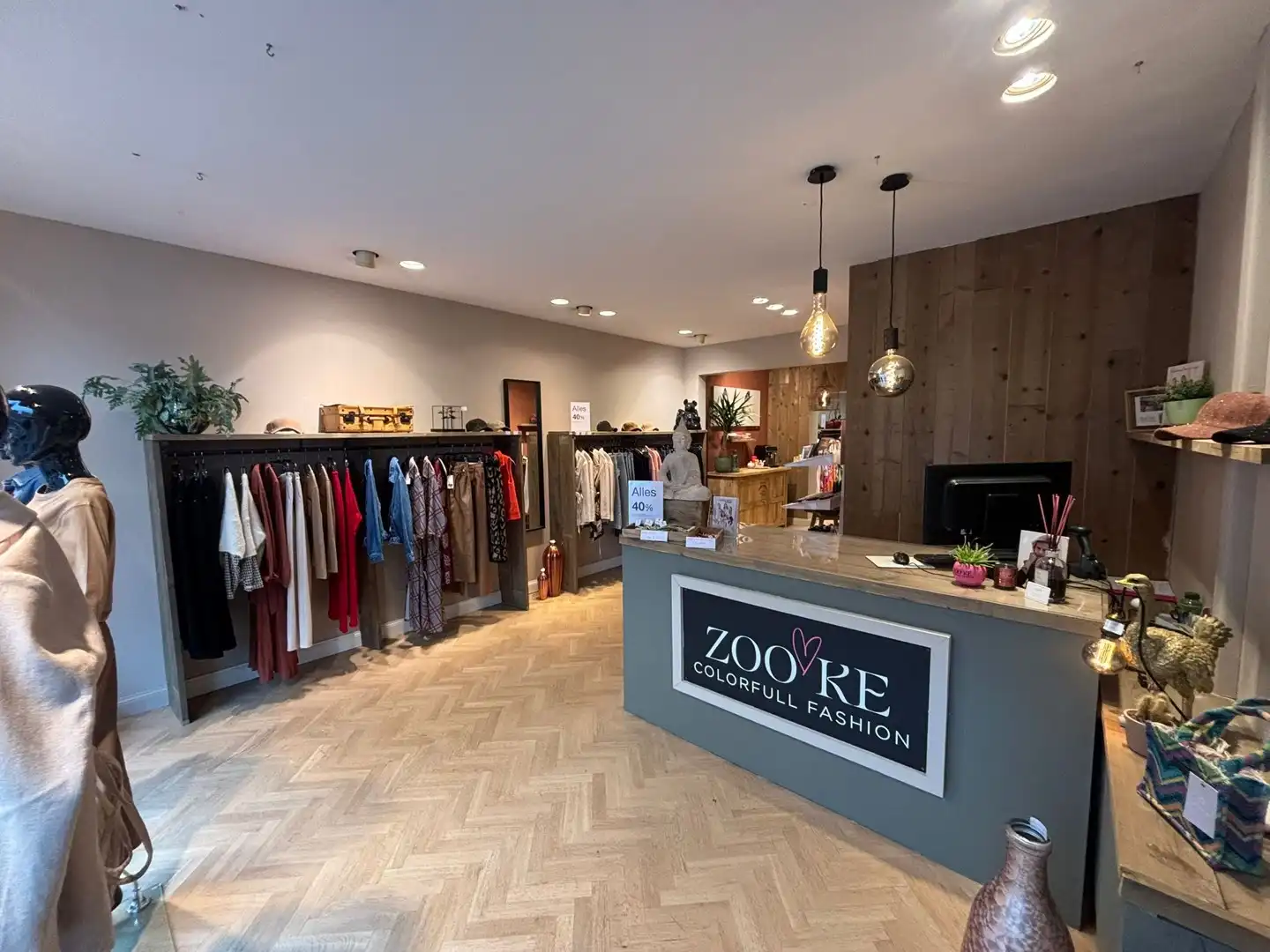 POP-UP WINKEL IN CENTRUM BRASSCHAAT foto 2