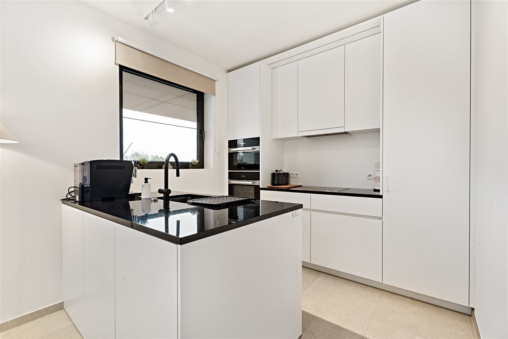 Exclusief hoekappartement 3 slpk, 2 badk in topgebouw Jan Turpin foto 8