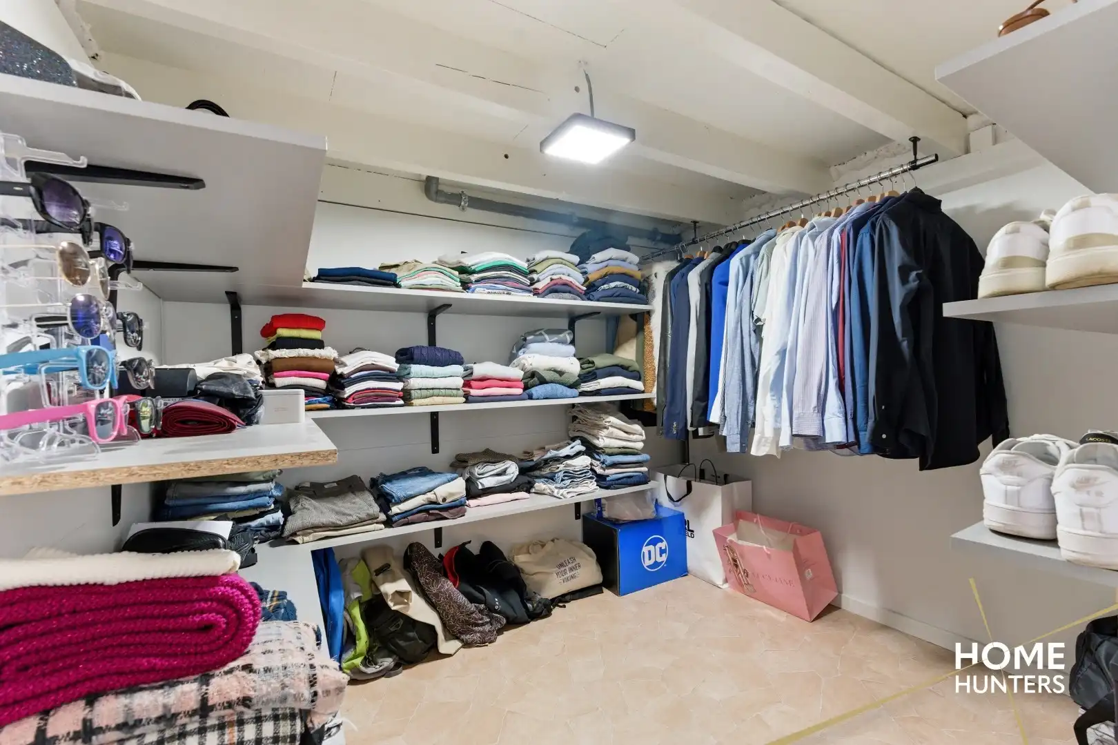 Rustig gelegen halfopen bebouwing met ruime tuin in Hooglede! foto 8