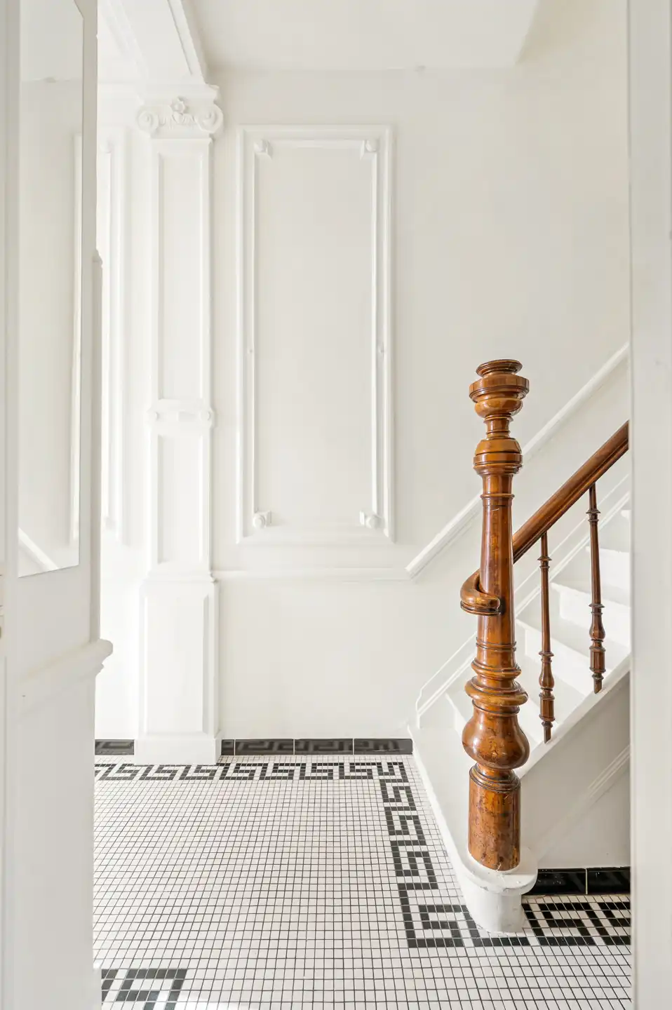 ANTWERPEN ZURENBORG - Gerenoveerd herenhuis met karakter foto 10