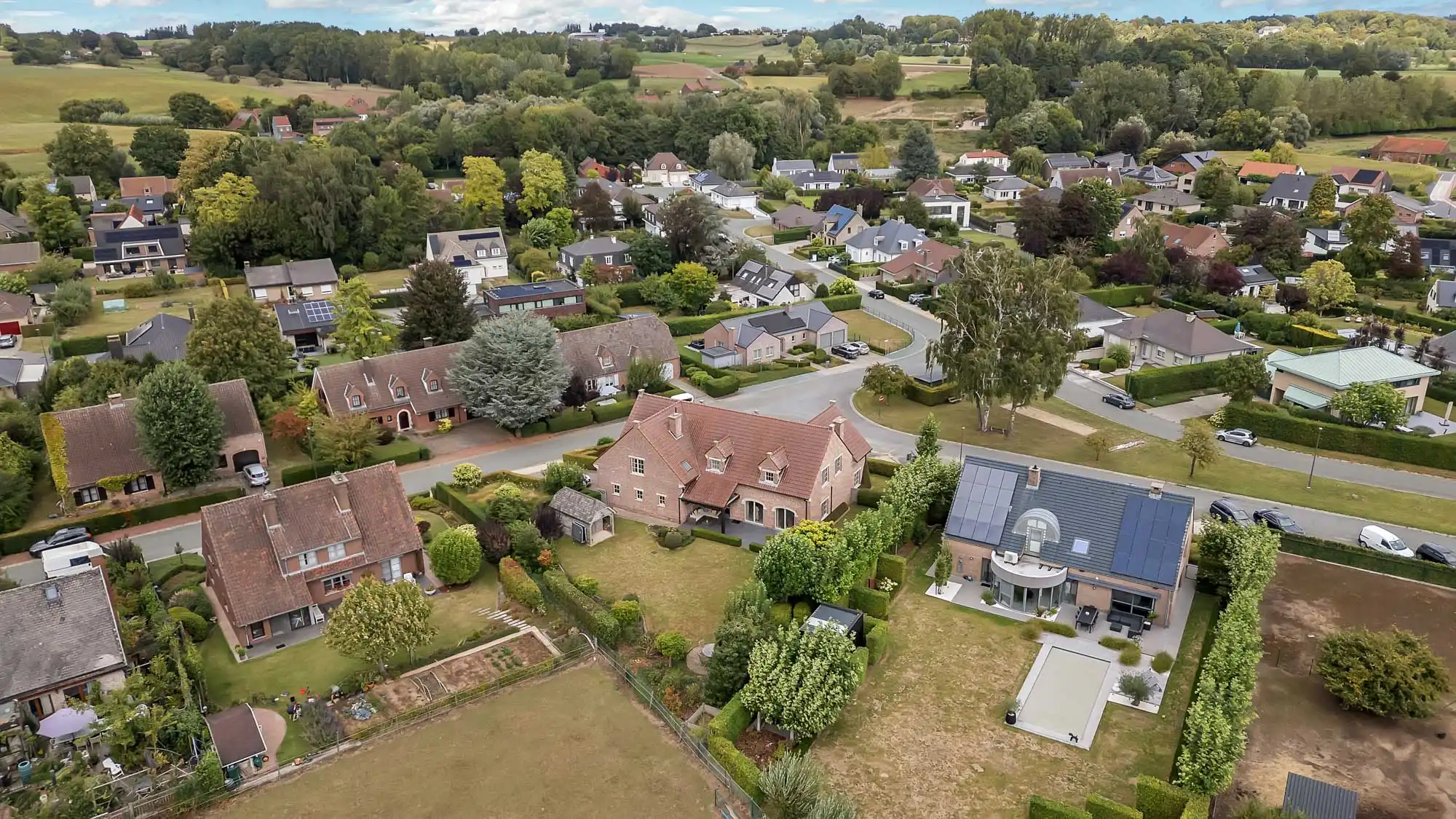 Villa op prachtige, groene locatie te Lennik foto 2