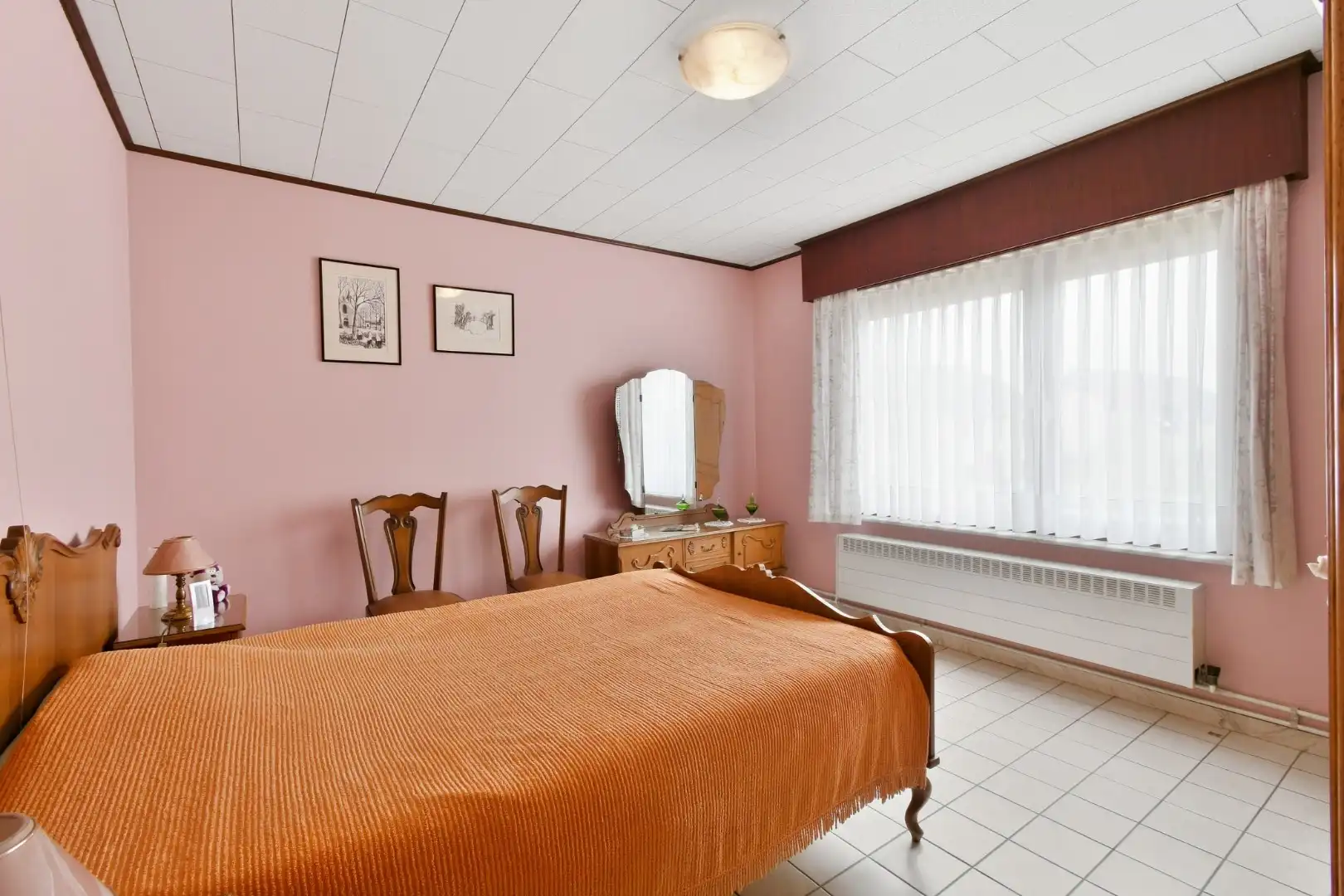 Rustig gelegen woning met 4 slaapkamers foto 7