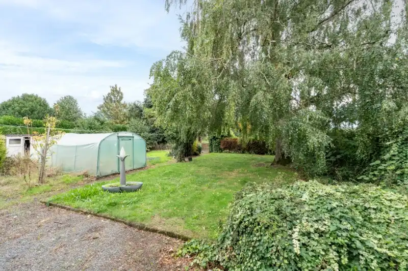 Woning OB op 774m² grondoppervlak op Staakte! foto 2