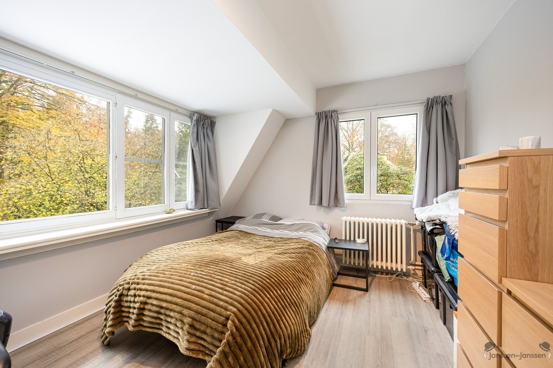 Exclusieve villa op 10.500 m² op residentiële toplocatie foto 23