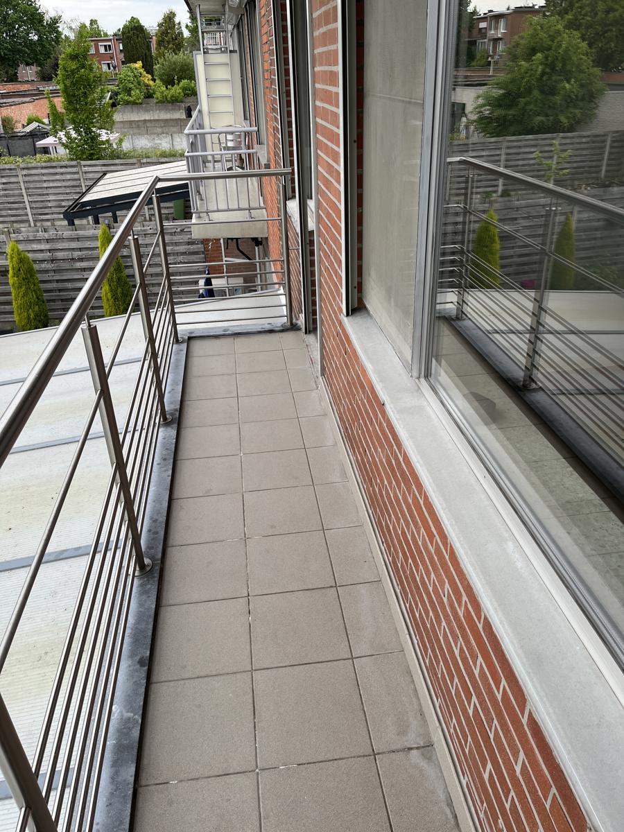 Goed onderhouden appartement in rustige buurt nabij centrum foto 9