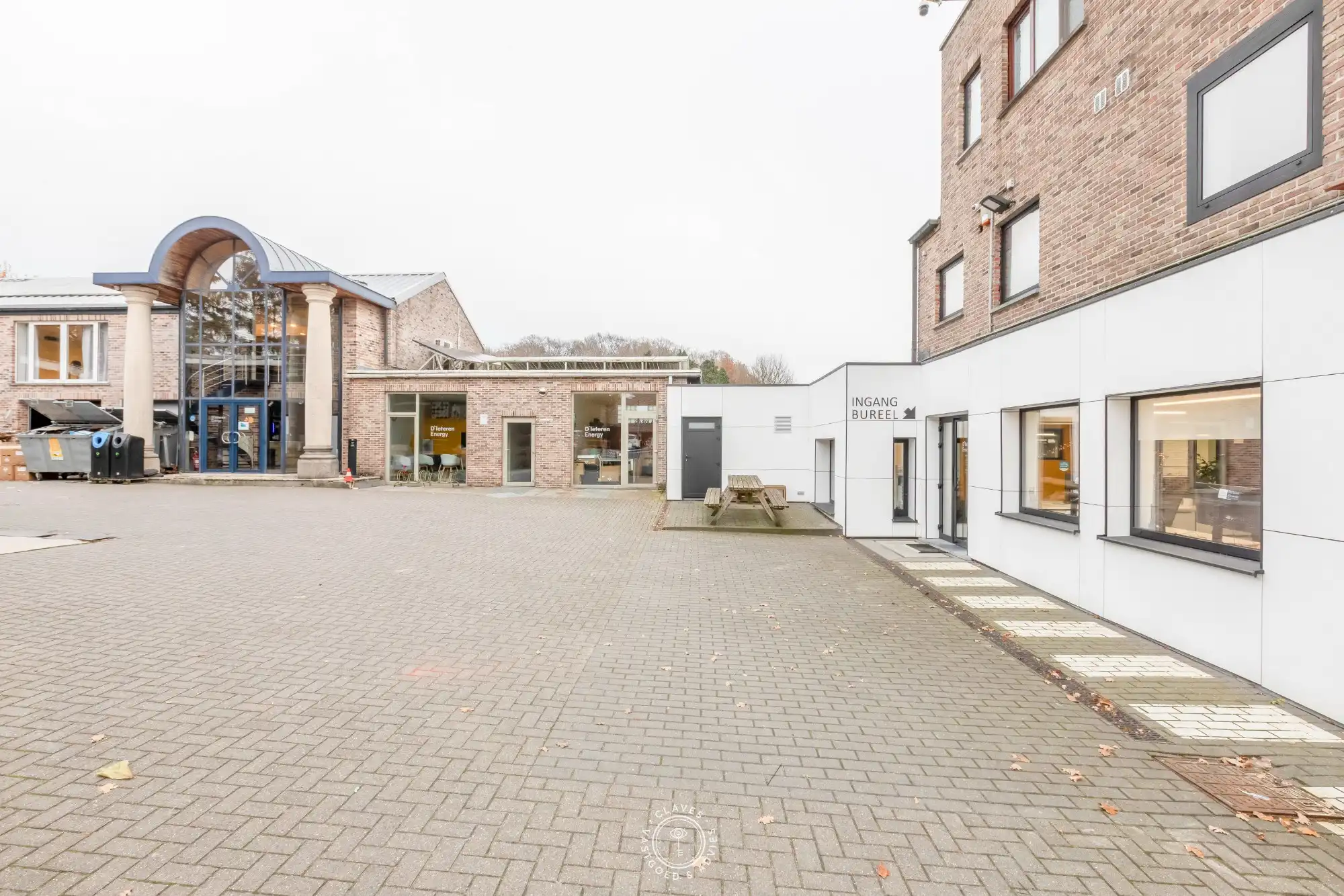 Operationele uitvalsbasis voor KMO — kantoor + loods + magazijn, regio Waasland foto 4