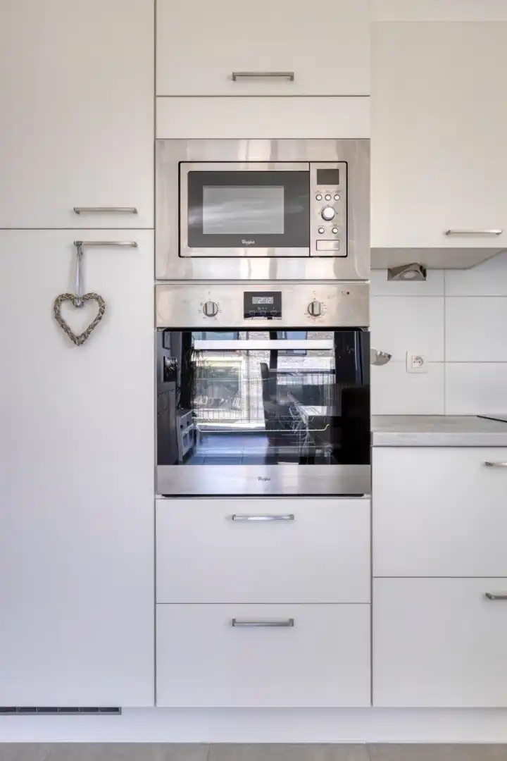 Instapklaar appartement, aangename omgeving randstad Tongeren foto 12