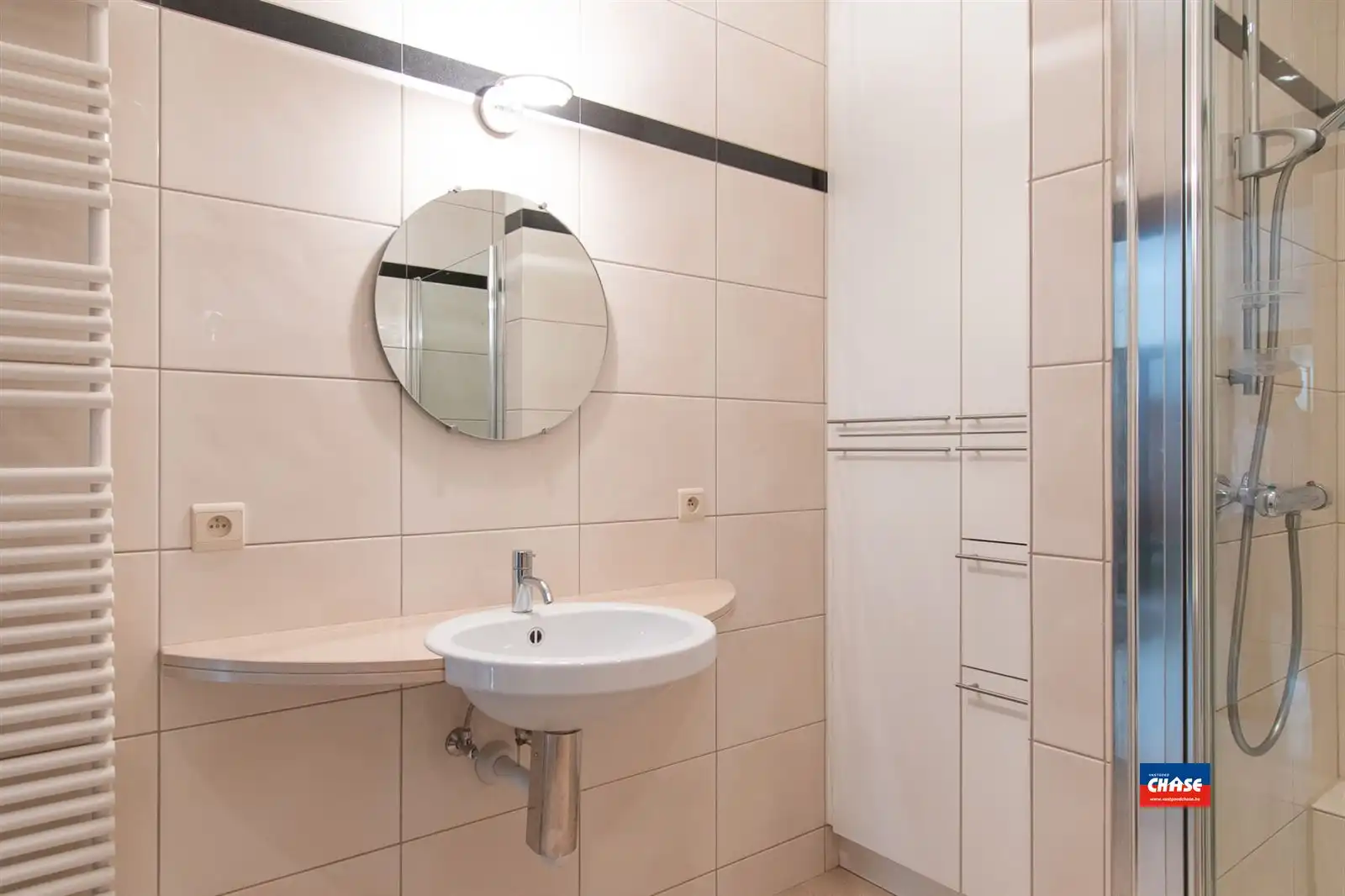 Woonhuis | twee appten + tuin + P  foto 11