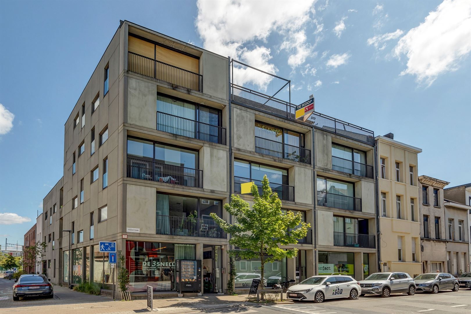 Penthouse met 6 slaapkamers en XXL-dakterras foto {{pictureIndex}}