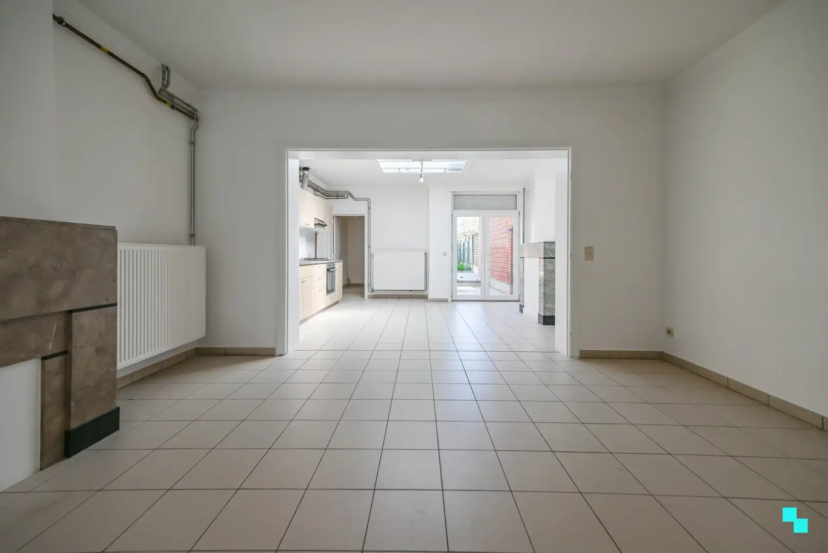 Ééngezinswoning gelegen nabij centrum Izegem met 3 slaapkamers foto 5