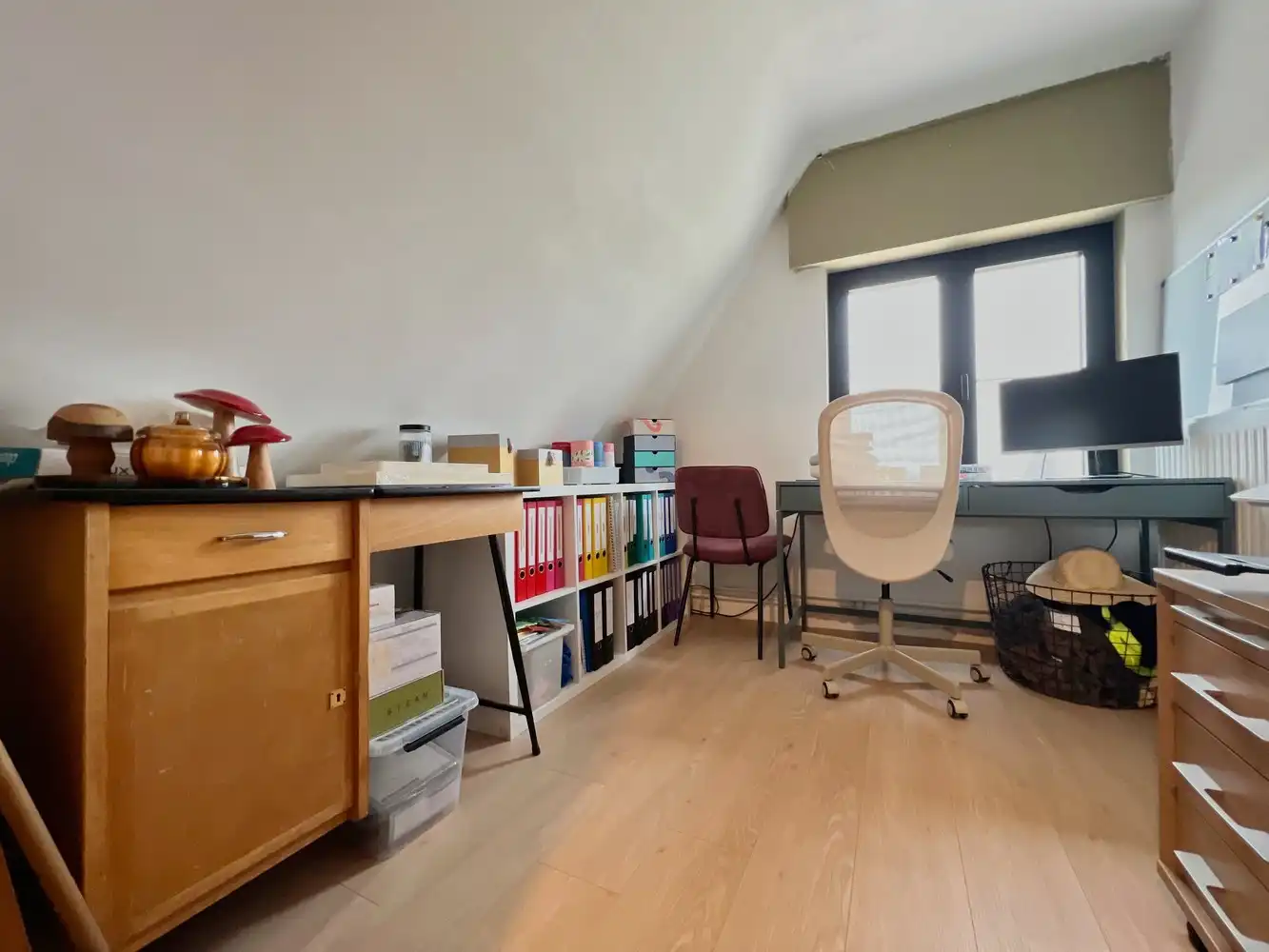 Alleenstaande, karaktervolle woning met zonnige tuin foto 13