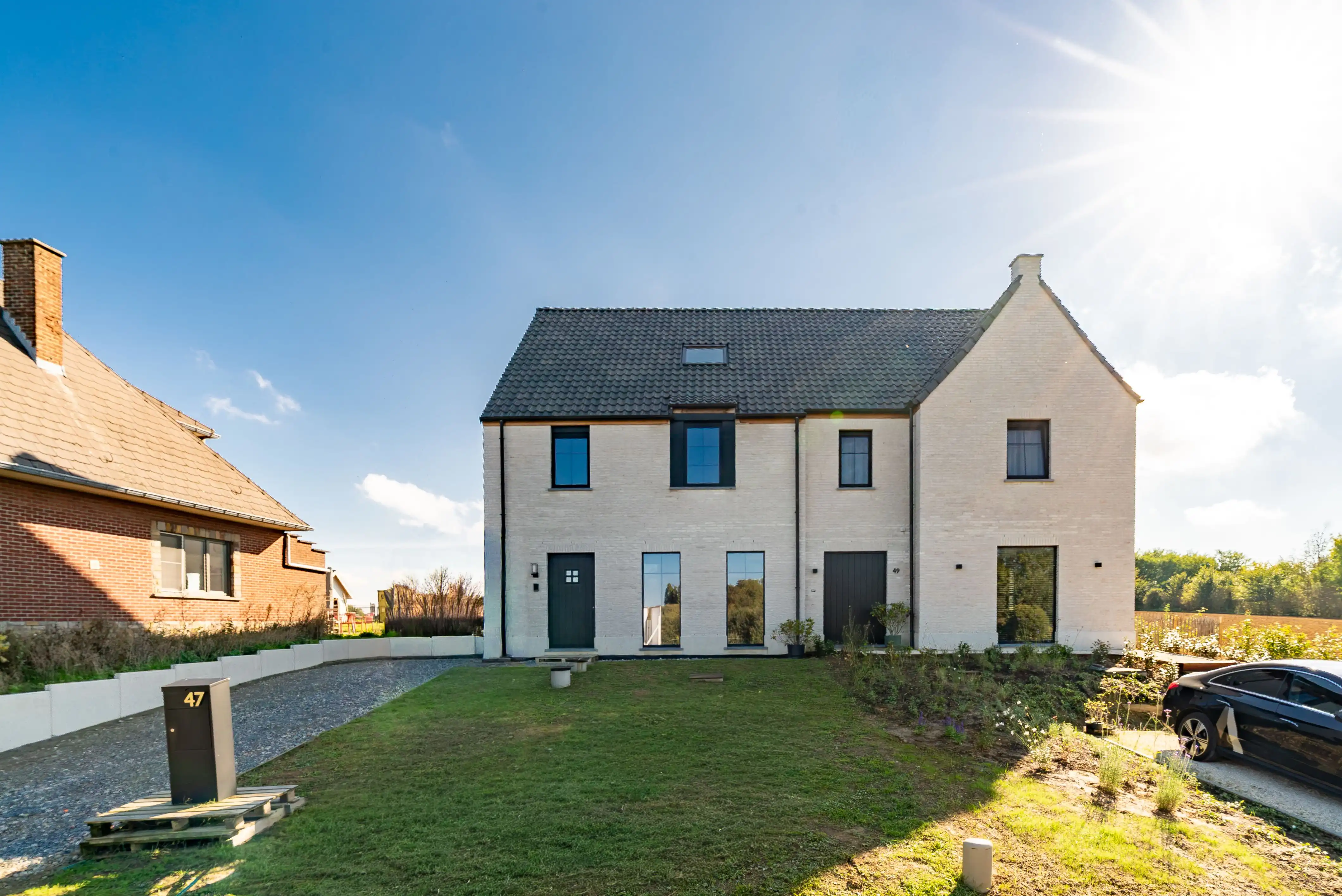 Nieuwbouwcomfort met uitzicht op de velden foto 3
