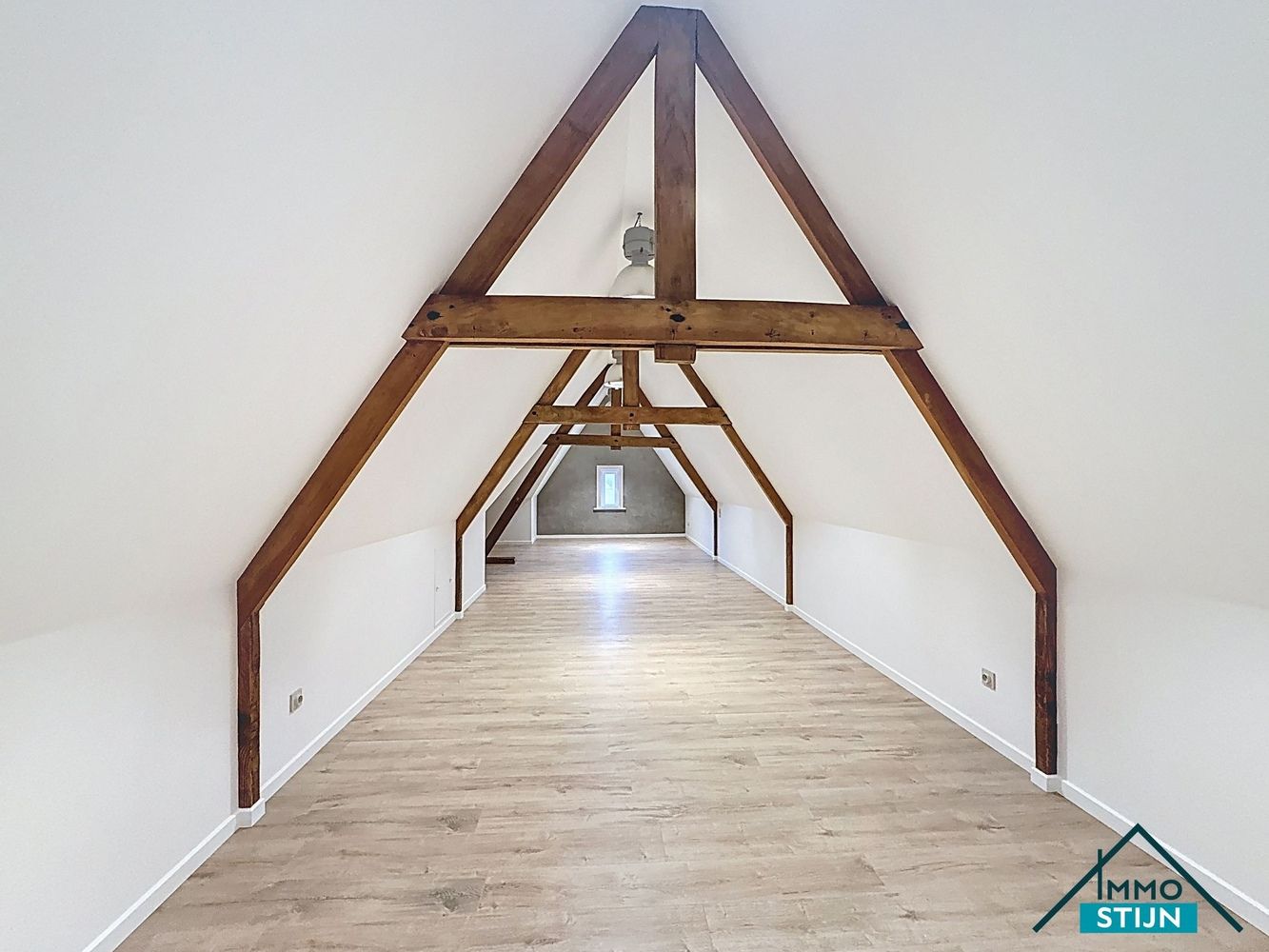 Ruim appartement met garage foto 12