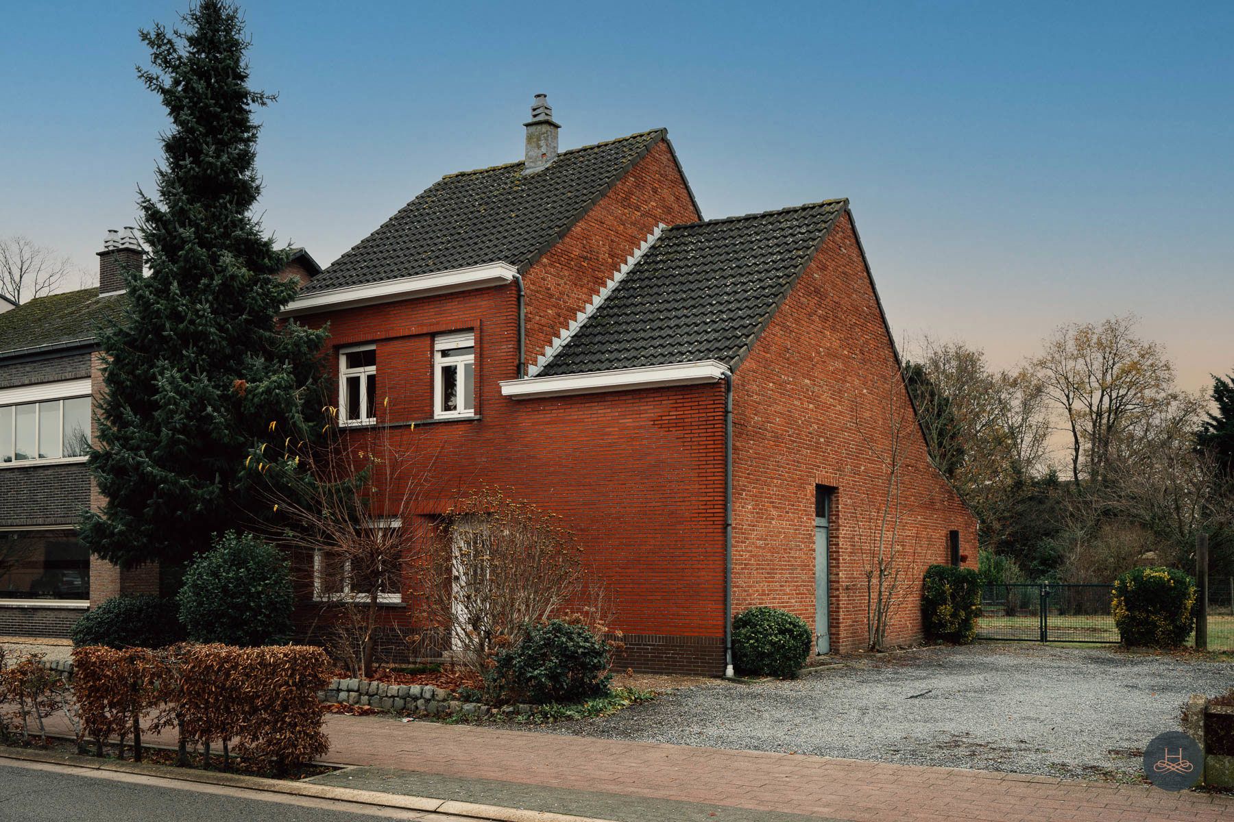 Hoofdfoto van de publicatie: Renovatiewoning op knap perceel