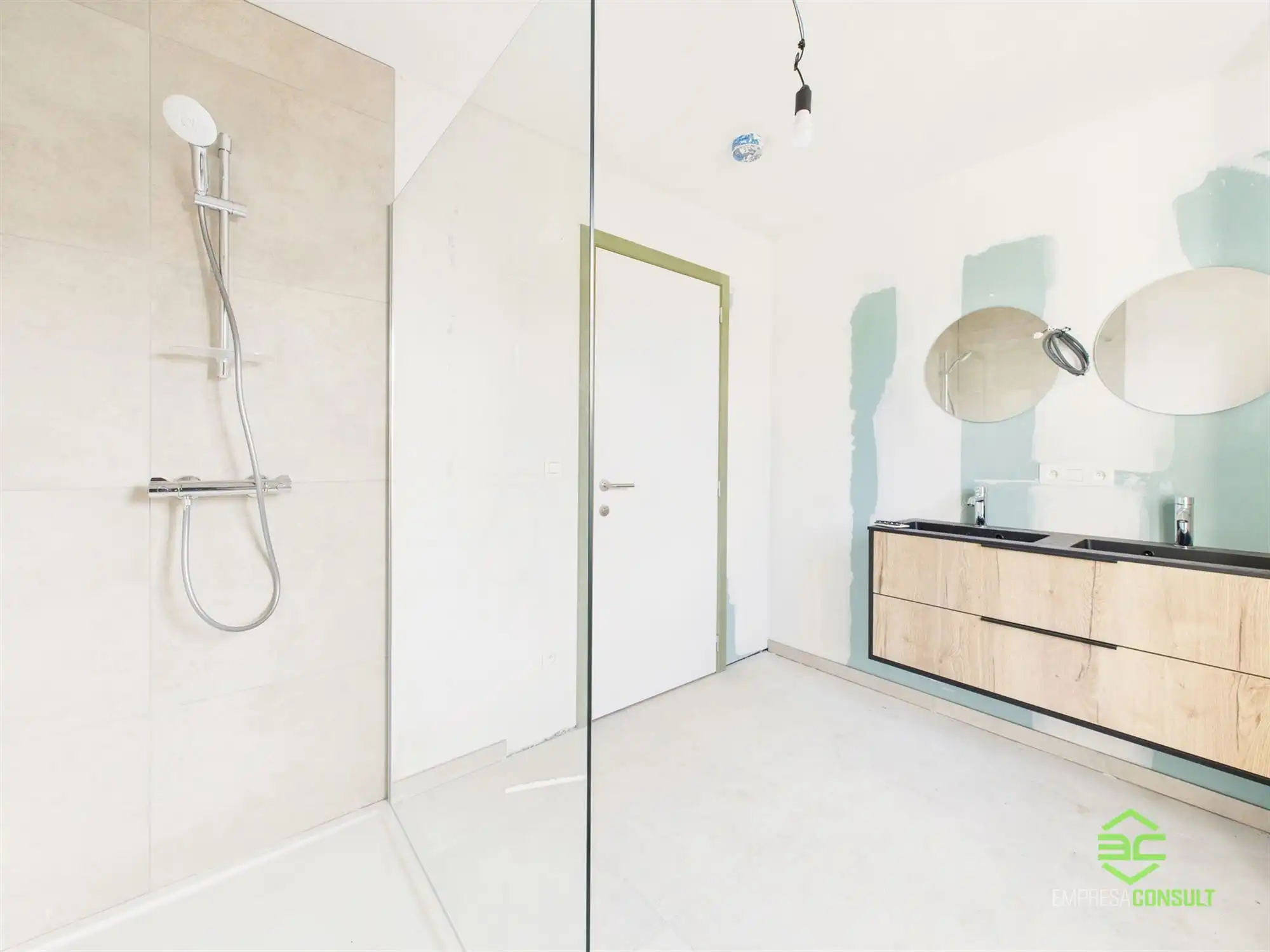 Kwalitatief afgewerkte nieuwbouw met 4 slpk in Rummen! foto 5