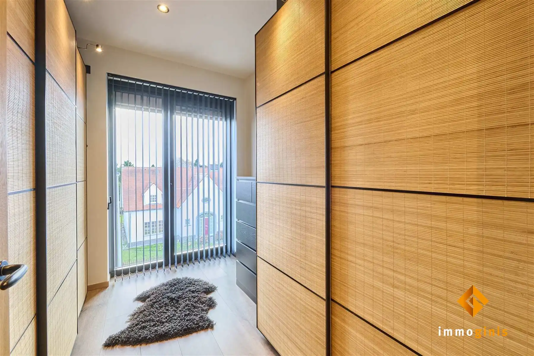 Luxueus 3-slaapkamerappartement met zéér ruim terras, gelegen op de 2e verdieping. foto 14