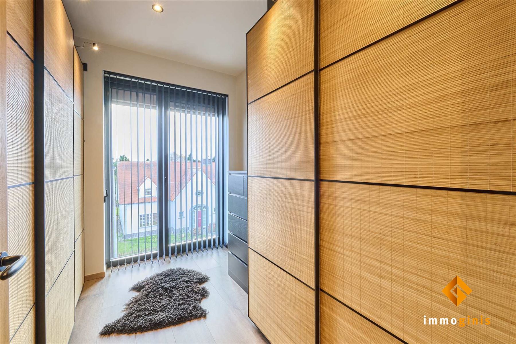 Luxueus 3-slaapkamerappartement met zéér ruim terras, gelegen op de 2e verdieping. foto 14