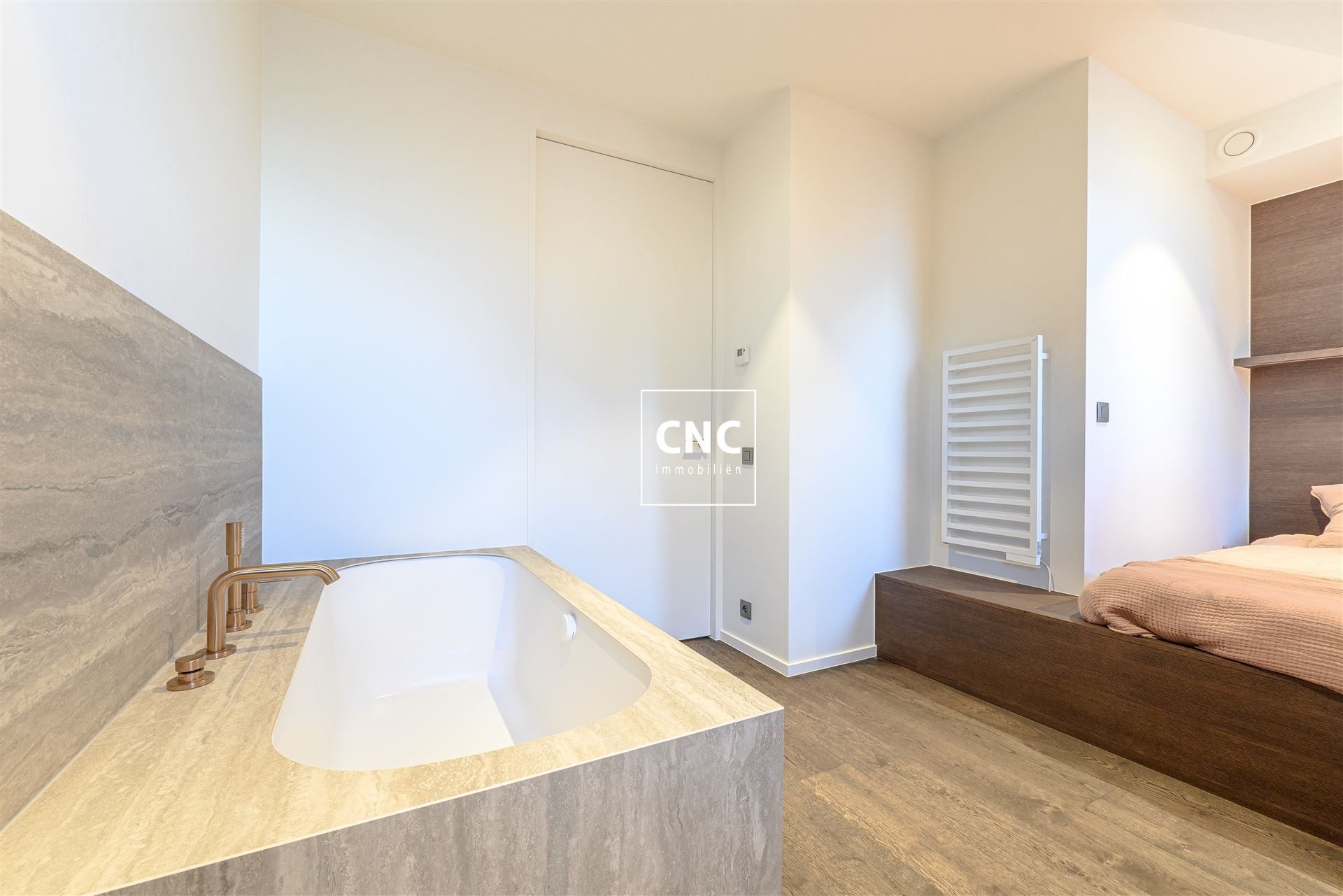 Exceptioneel nieuwbouw duplex-appartement in het hart van het Zoute met prachtig zicht op de typische Zoute-gevels foto 26