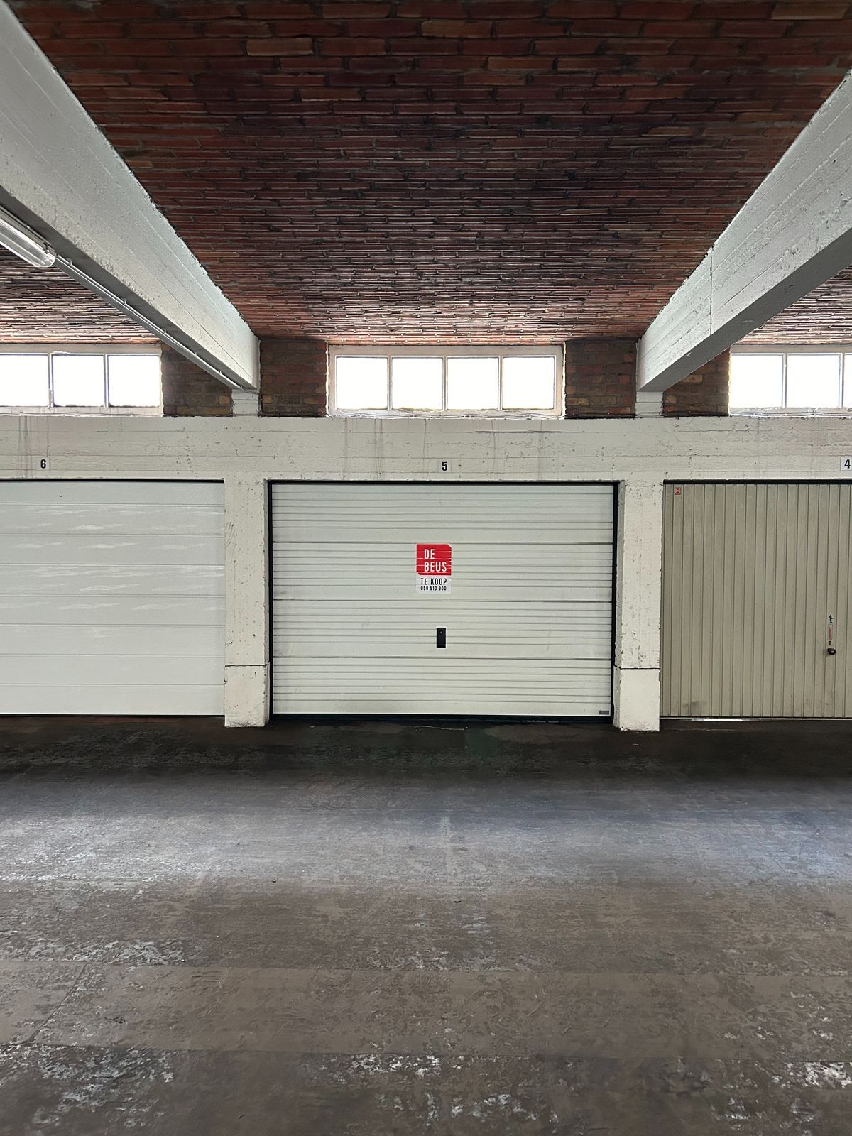 Ruime, vlot toegankelijke garagebox in hartje centrum foto 2