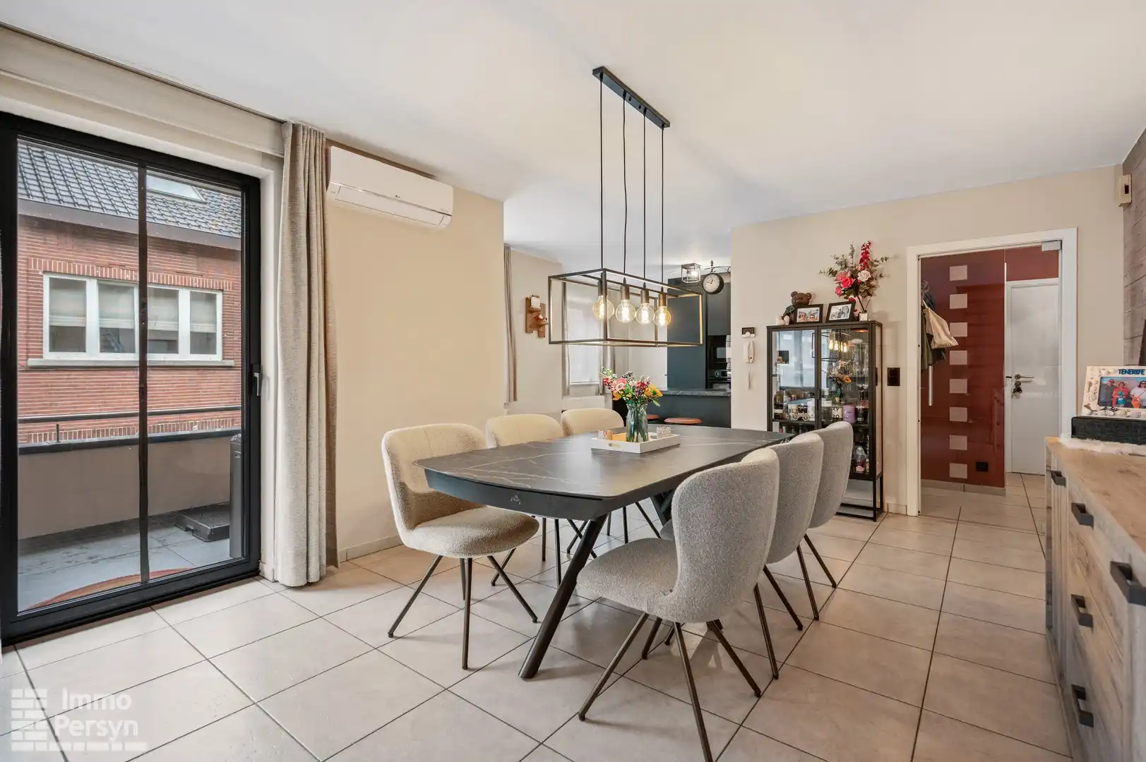 Instapklaar duplexappartement met 2 slpks en staanplaats te Diest foto 8