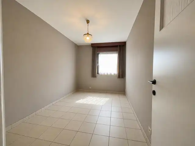 Ruim appartement met 2 slaapkamers en autostaanplaats foto 7