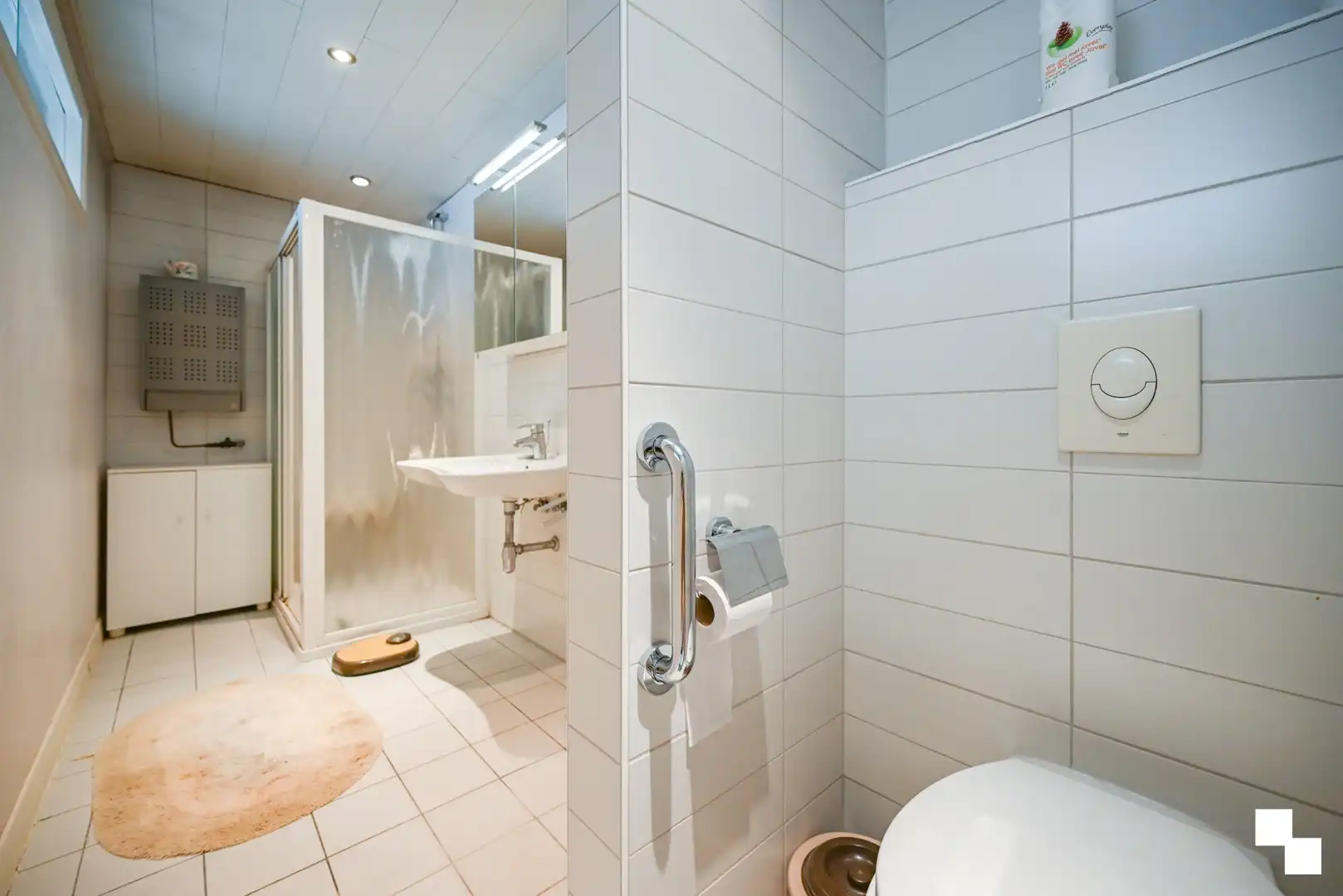 Centraal gelegen woonst met drie slaapkamers te Izegem foto 19