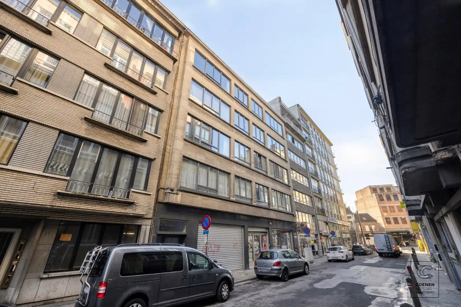 Ruim en verzorgd appartement van 121 m² op een centrale ligging te Antwerpen! foto 14