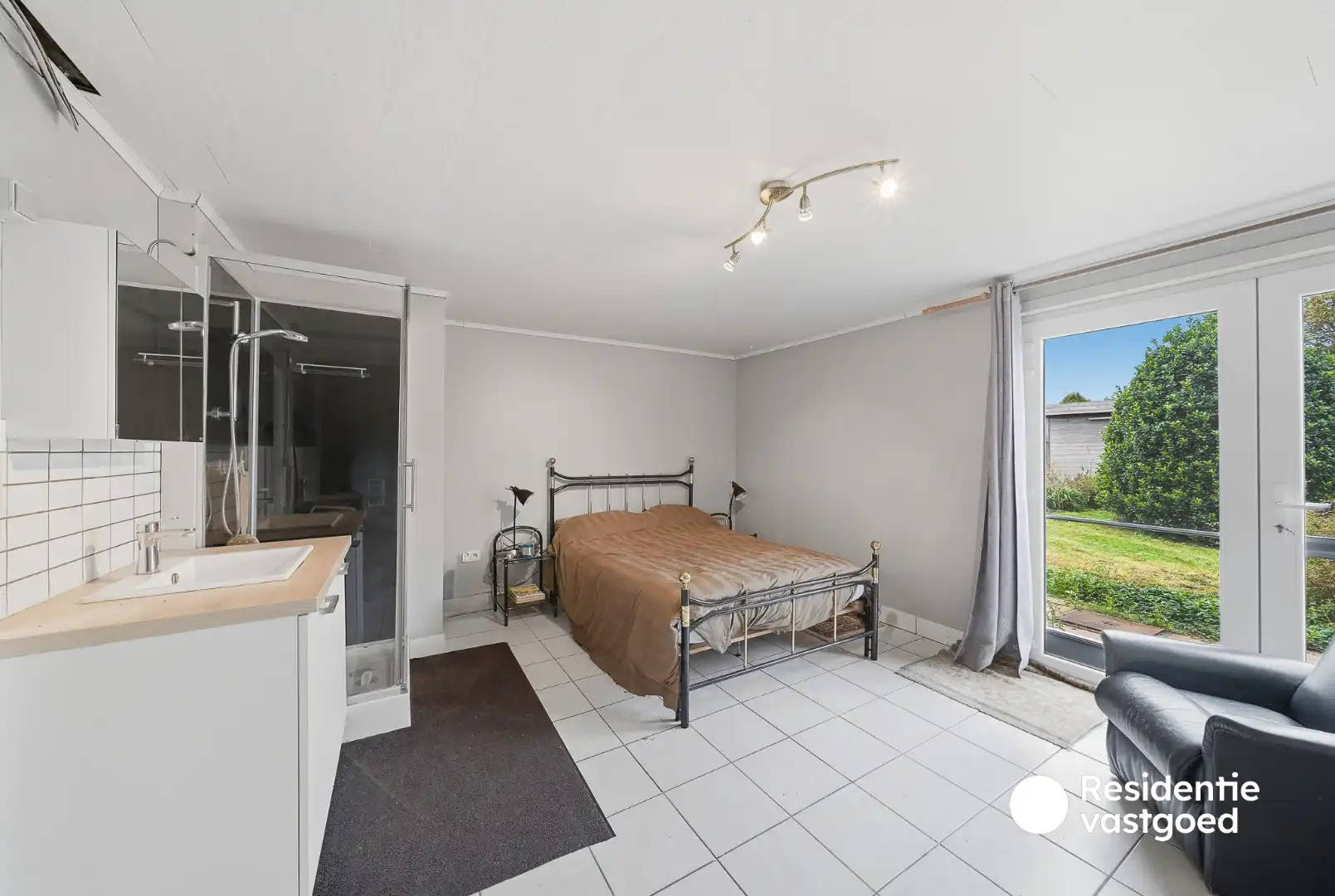 Woning met 4 slaapkamers, ruime tuin en prachtige ligging langs De Leie in Wervik foto 16