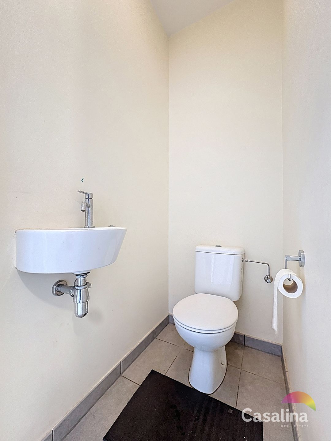 Appartement (82m²) met 2 slpk, terras, kelder en parking. foto 9