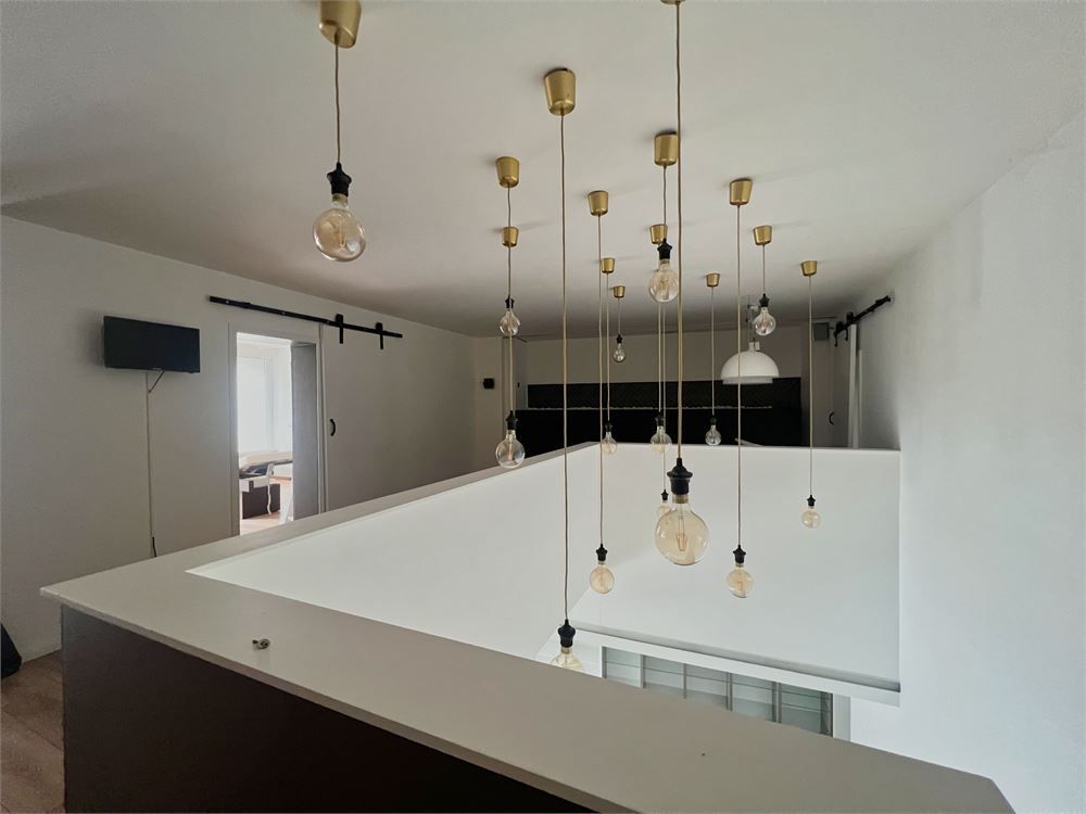 Handelspand met opp. van 170m² op toplocatie! foto 5