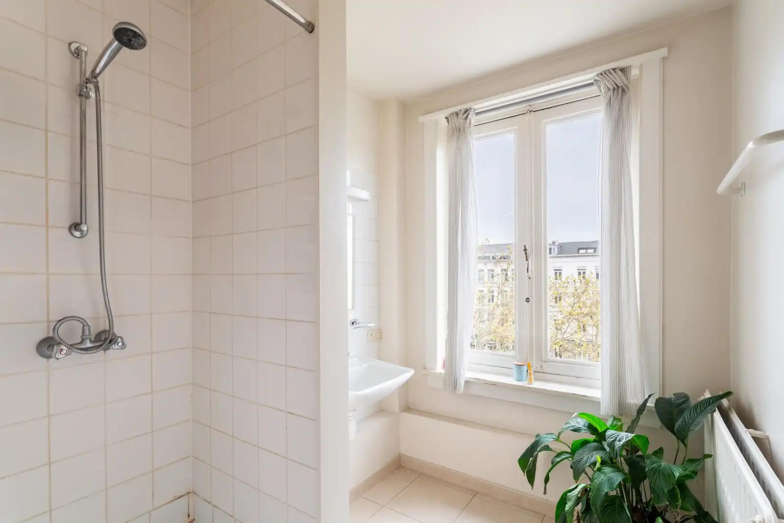 Karaktervolle en ruime woning met 6 slaapkamers op absolute toplocatie in Antwerpen foto 38