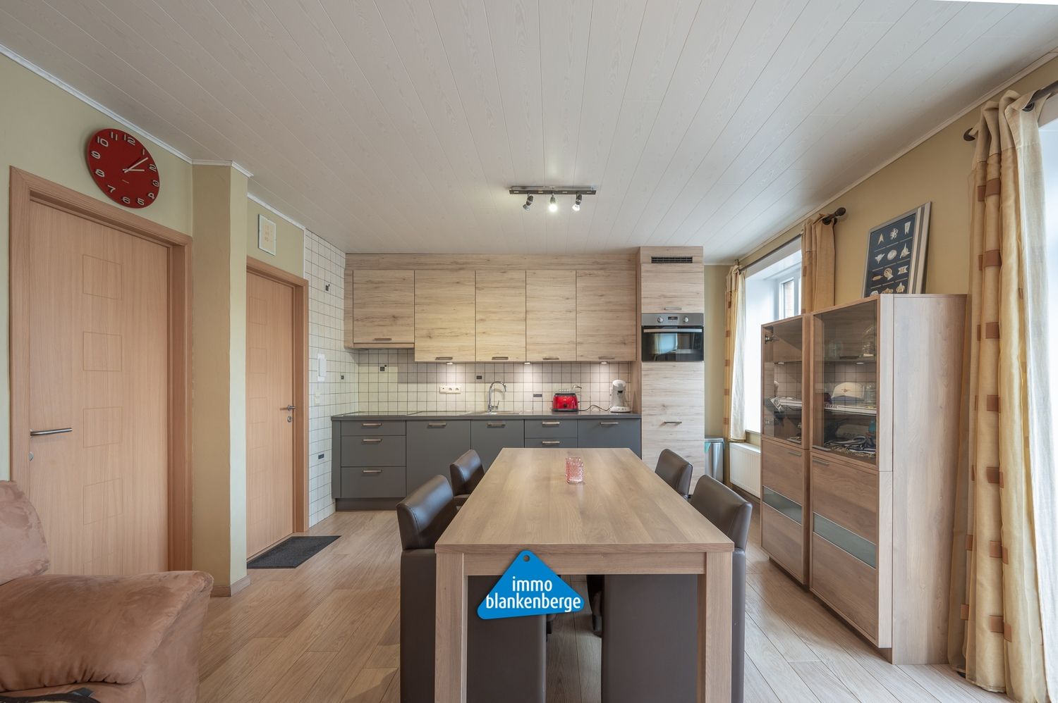 Instapklaar éénslaapkamerappartement in hartje Blankenberge foto 6