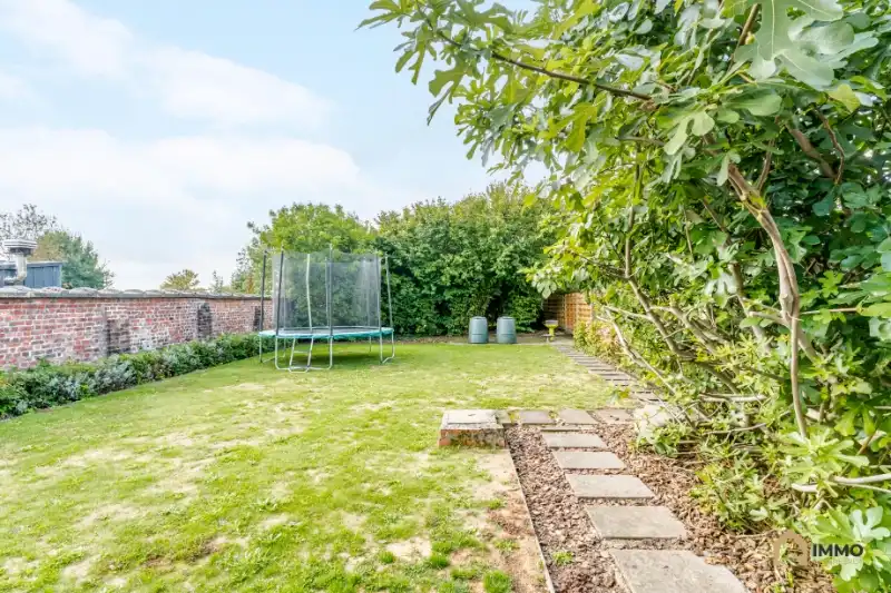 Te huur instapklare gezinswoning met 3 slpks, 2 badk, bureel, garage en tuin foto 23