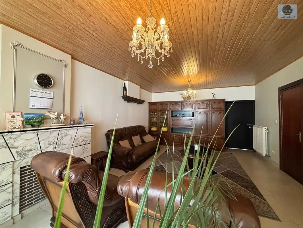 SOLIDE RUIME WONING MET 6 SLAAPKAMERS foto 5